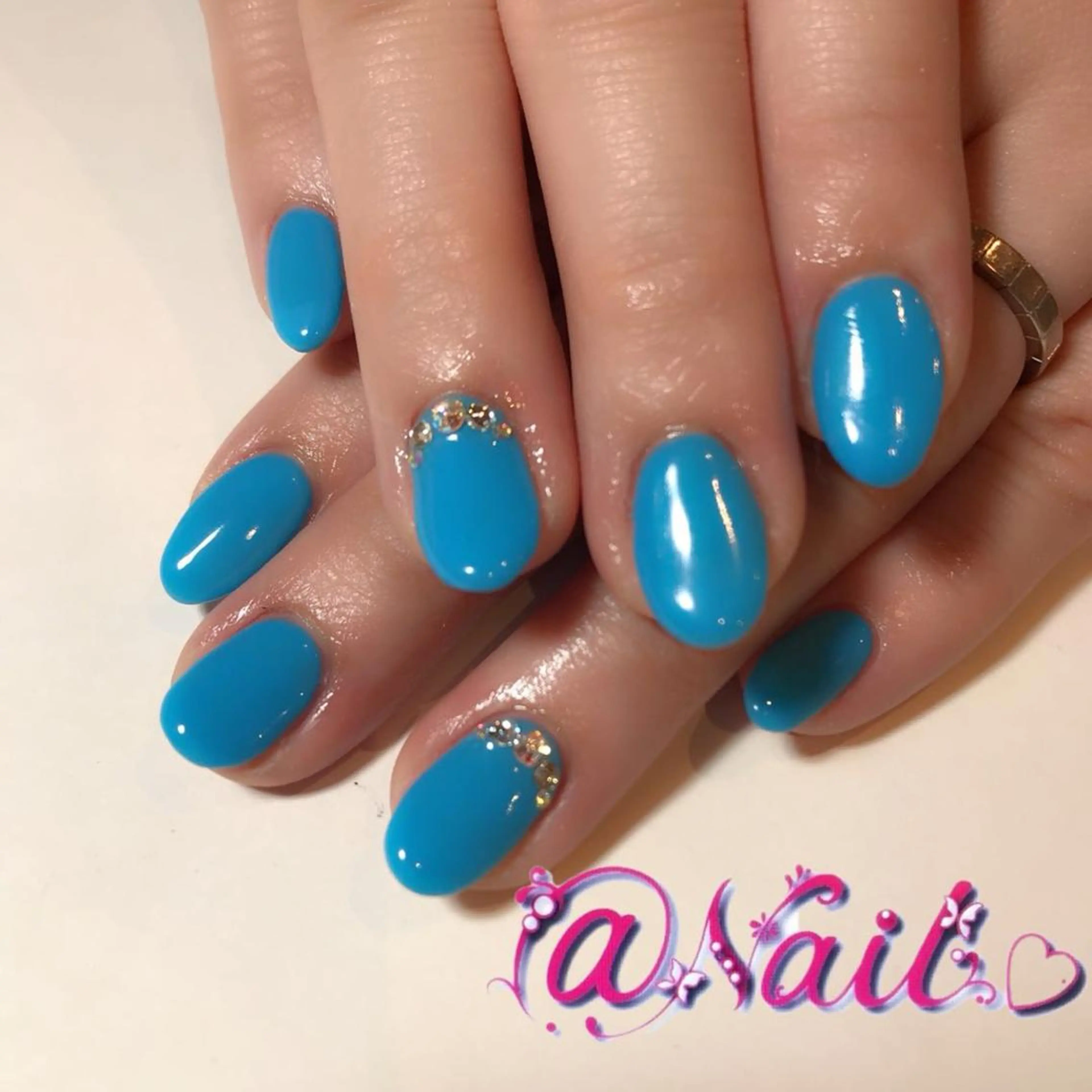 ネイル 小尾 栞のネイルデザイン