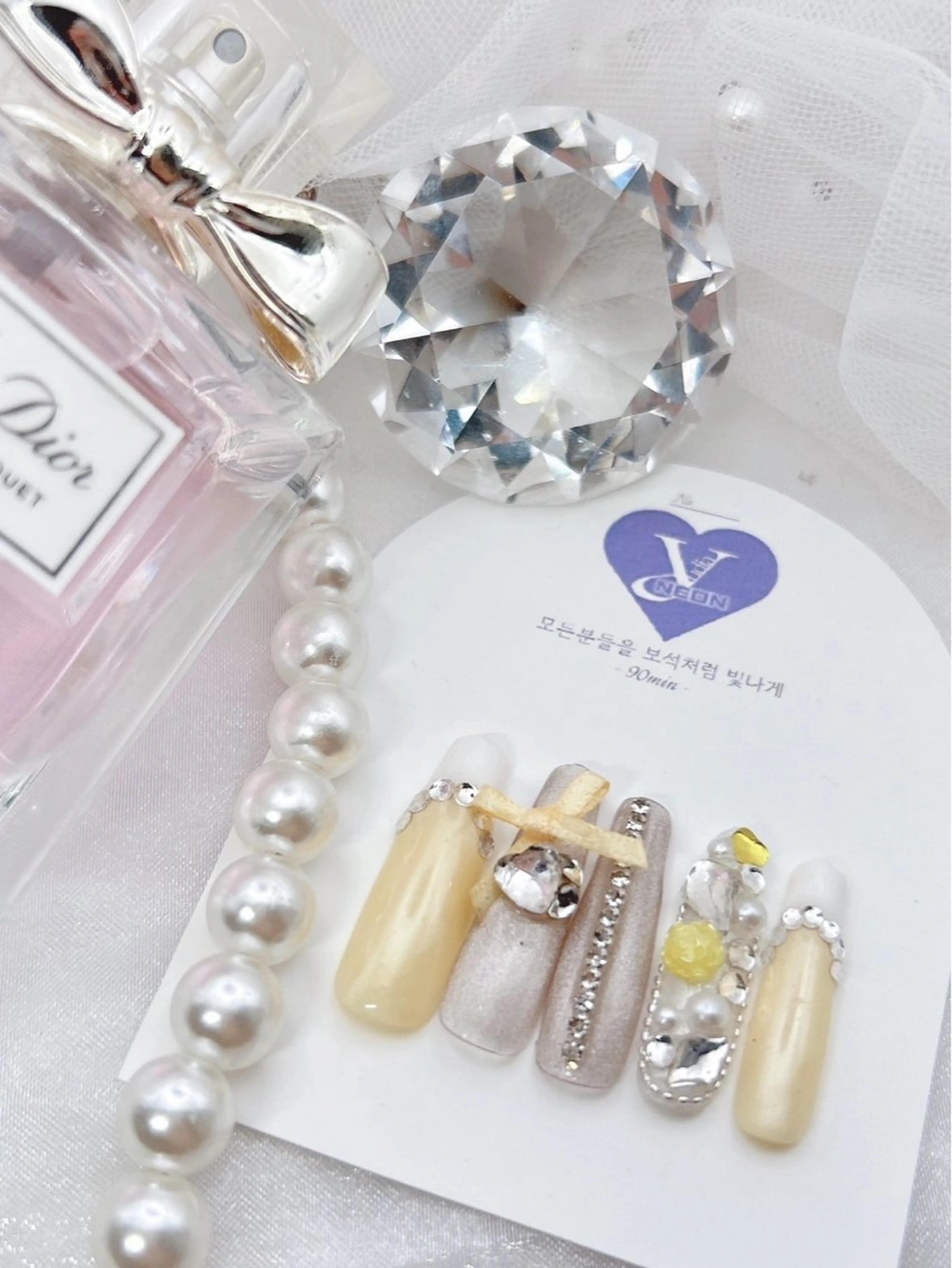 ネイル Yudia🦋 azuのネイルデザイン