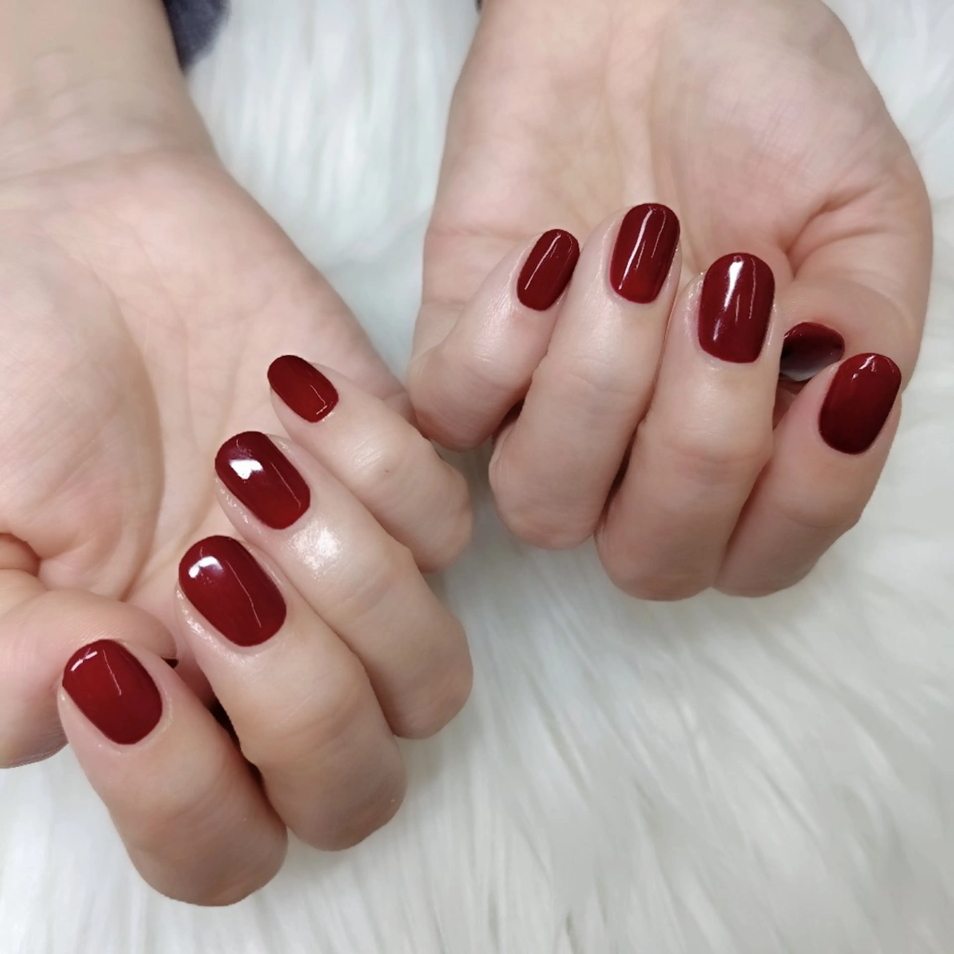 ネイル ボルドー ワンカラーネイル ハンドネイル Bianca浦和西口 ⭐mitoのネイルデザイン