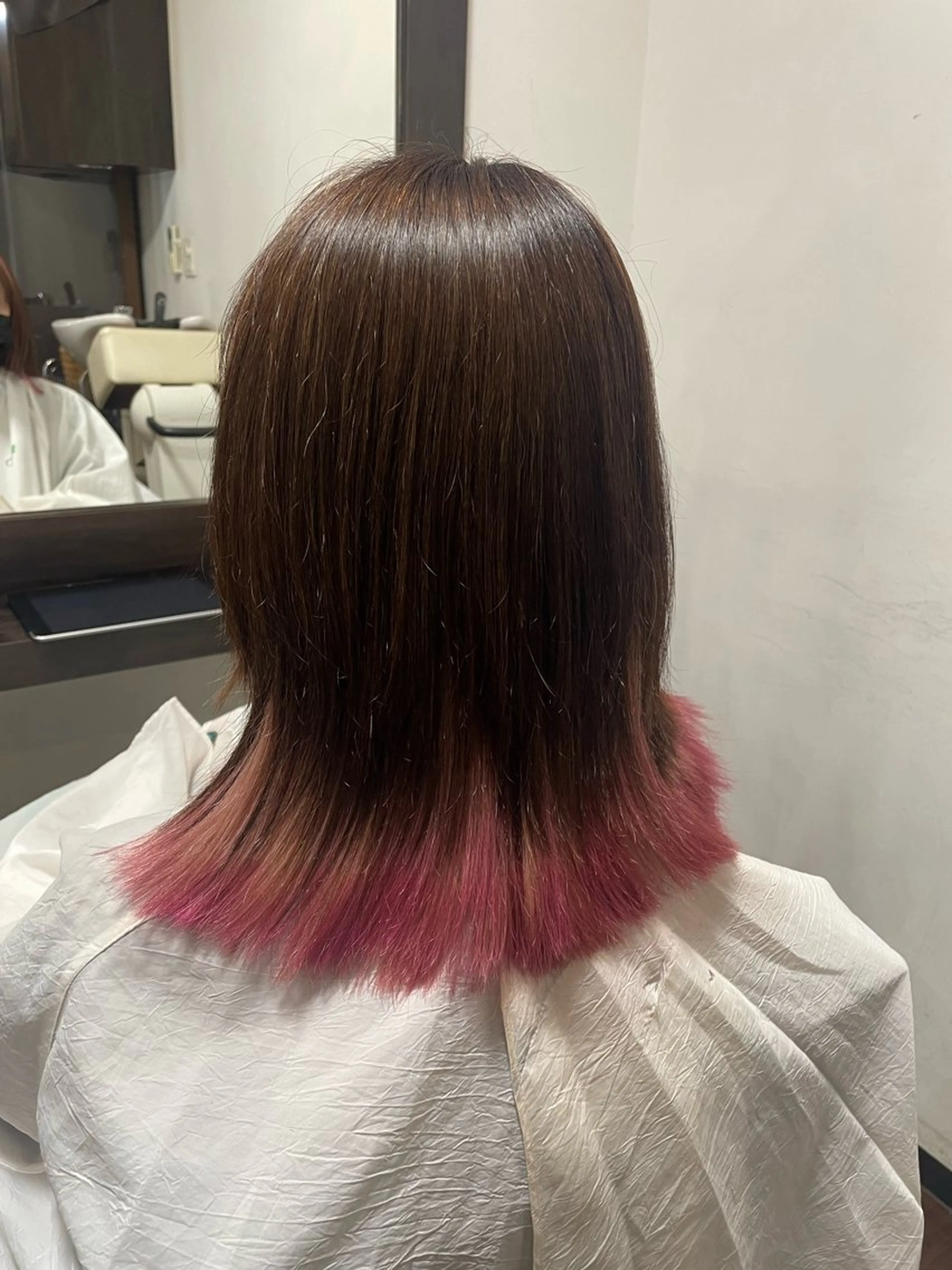 カラー インナーカラー ピンクカラー Noa/レイヤー カット💖ハイトーンのヘアスタイル