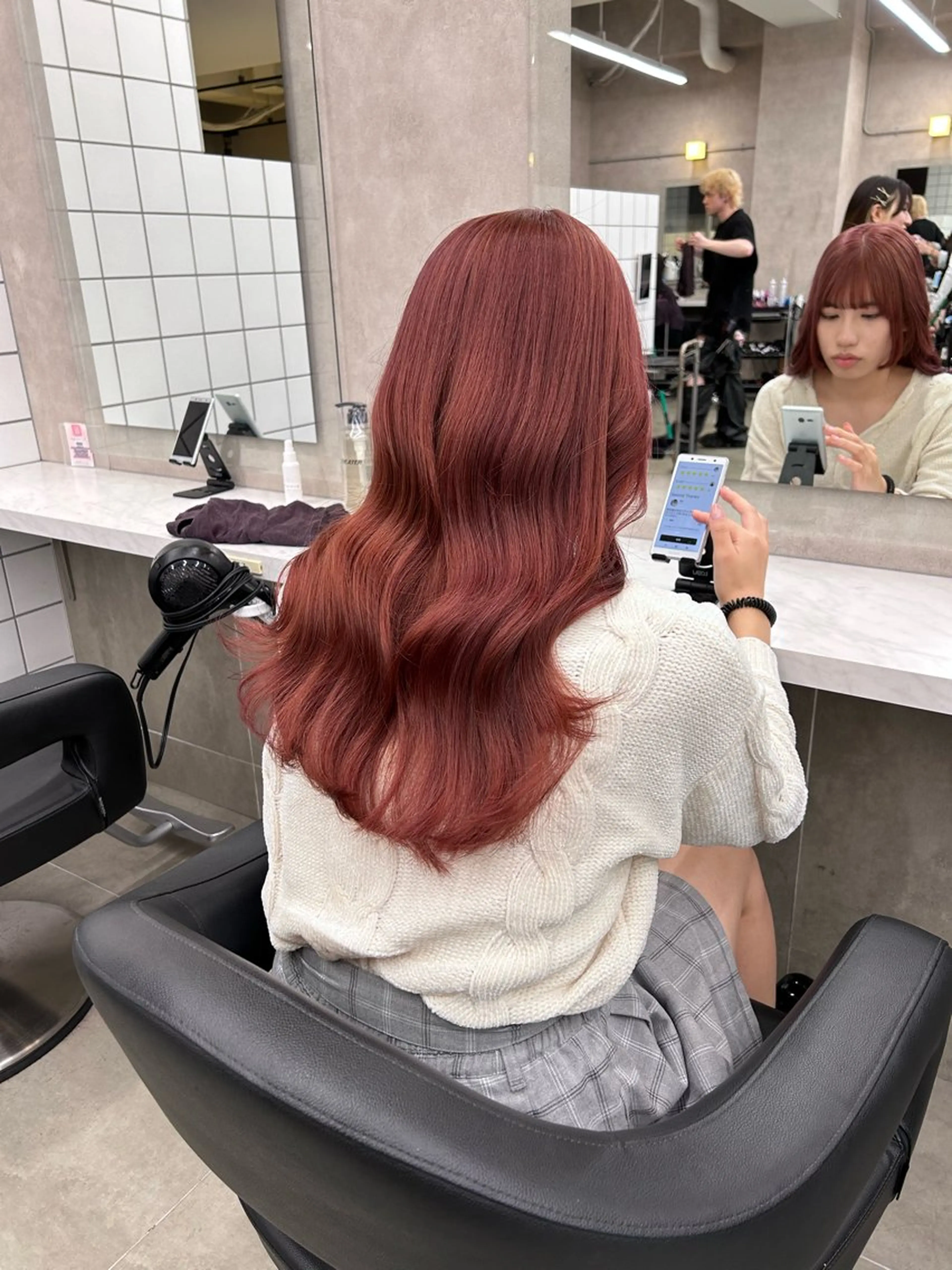 カラー ヘアカラー トリートメント 透明感ベージュ🤎 ナチュラルレイヤーのヘアスタイル