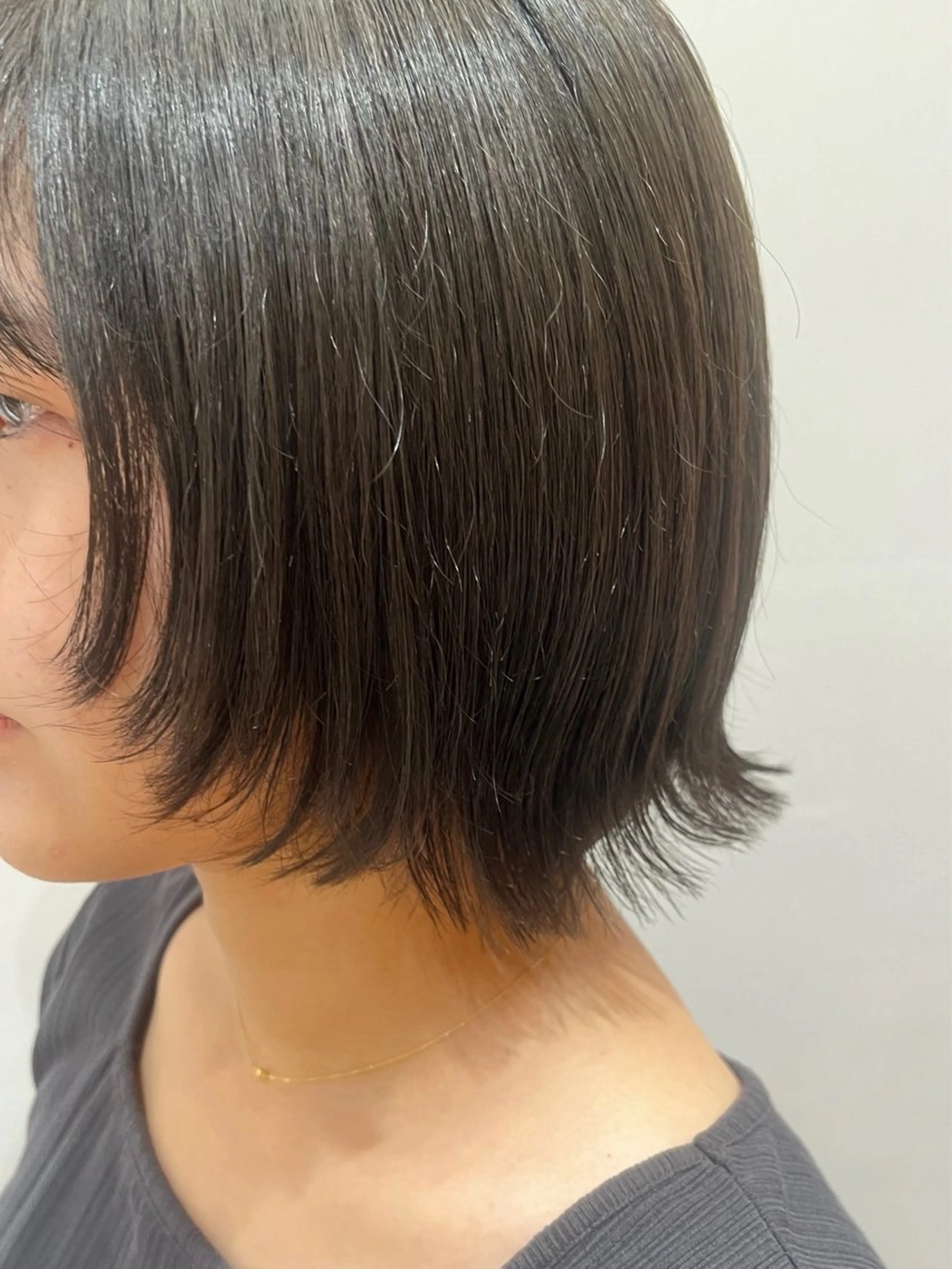 カラー ブラウンカラー オリーブブラウン ひなた /鎌倉美容室のヘアスタイル