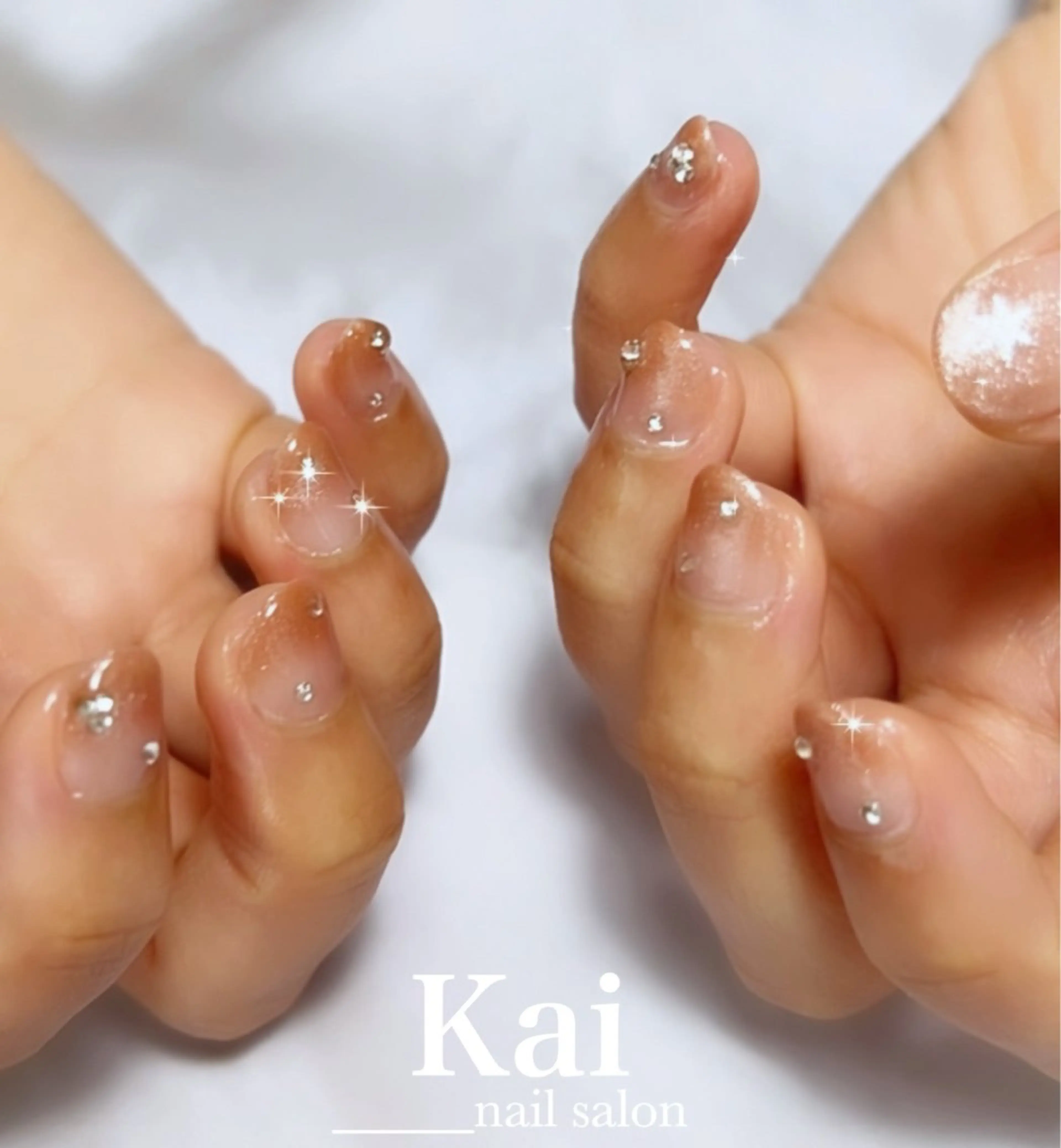 ネイル ガーリー グラデーション 韓国ネイル マグネットネイル 持ち込み ハンドネイル Kai  nail Mayukoのネイルデザイン