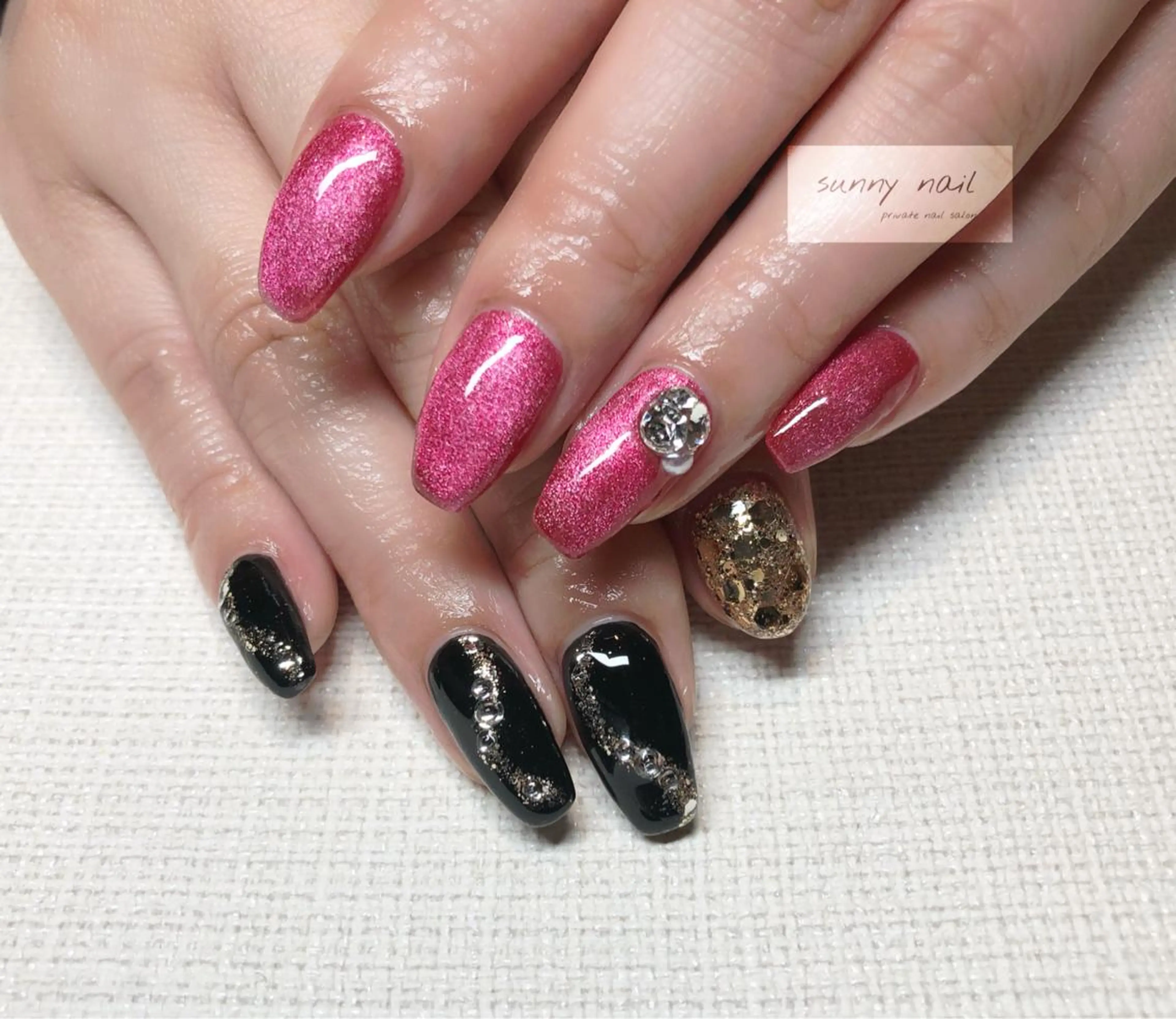 ネイル ボルドー カジュアル ジェルネイル キラキラネイル マグネットネイル sunny nailのネイルデザイン