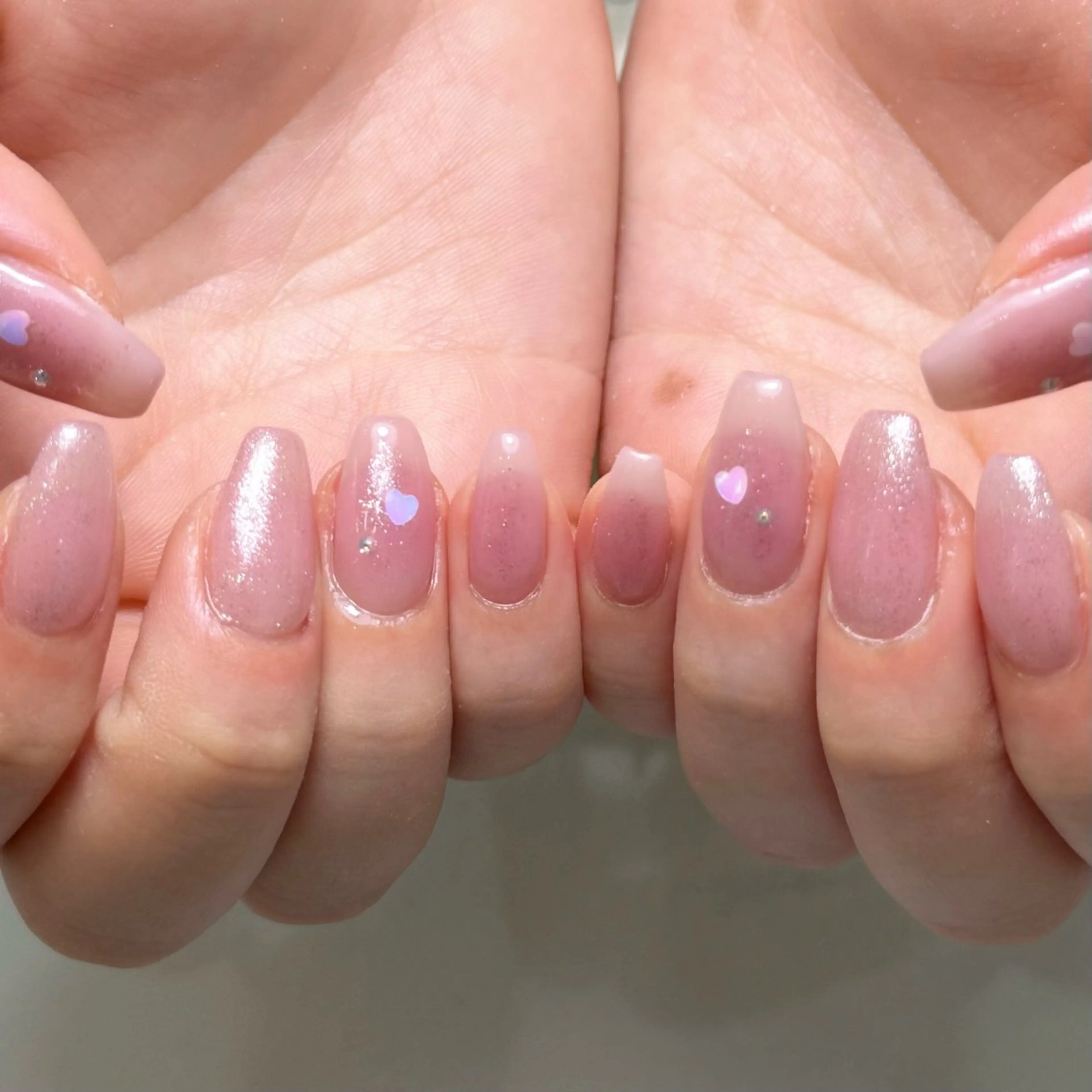 ネイル SAORI🎀 マグネット特化サロンのネイルデザイン