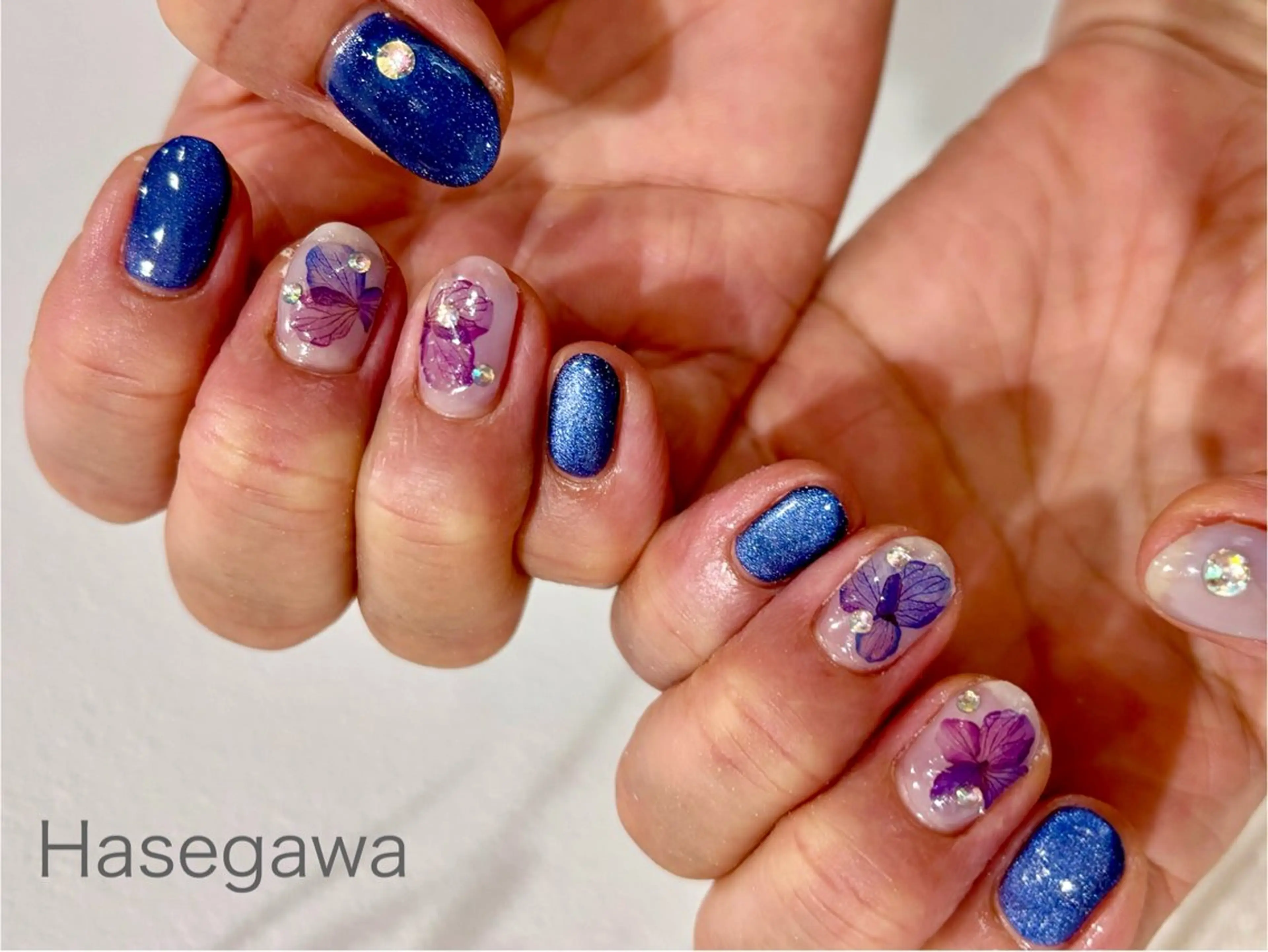 ネイル マグネットネイル ネイビー ハンドネイル DROP所属・DROP 長谷川のネイルデザイン