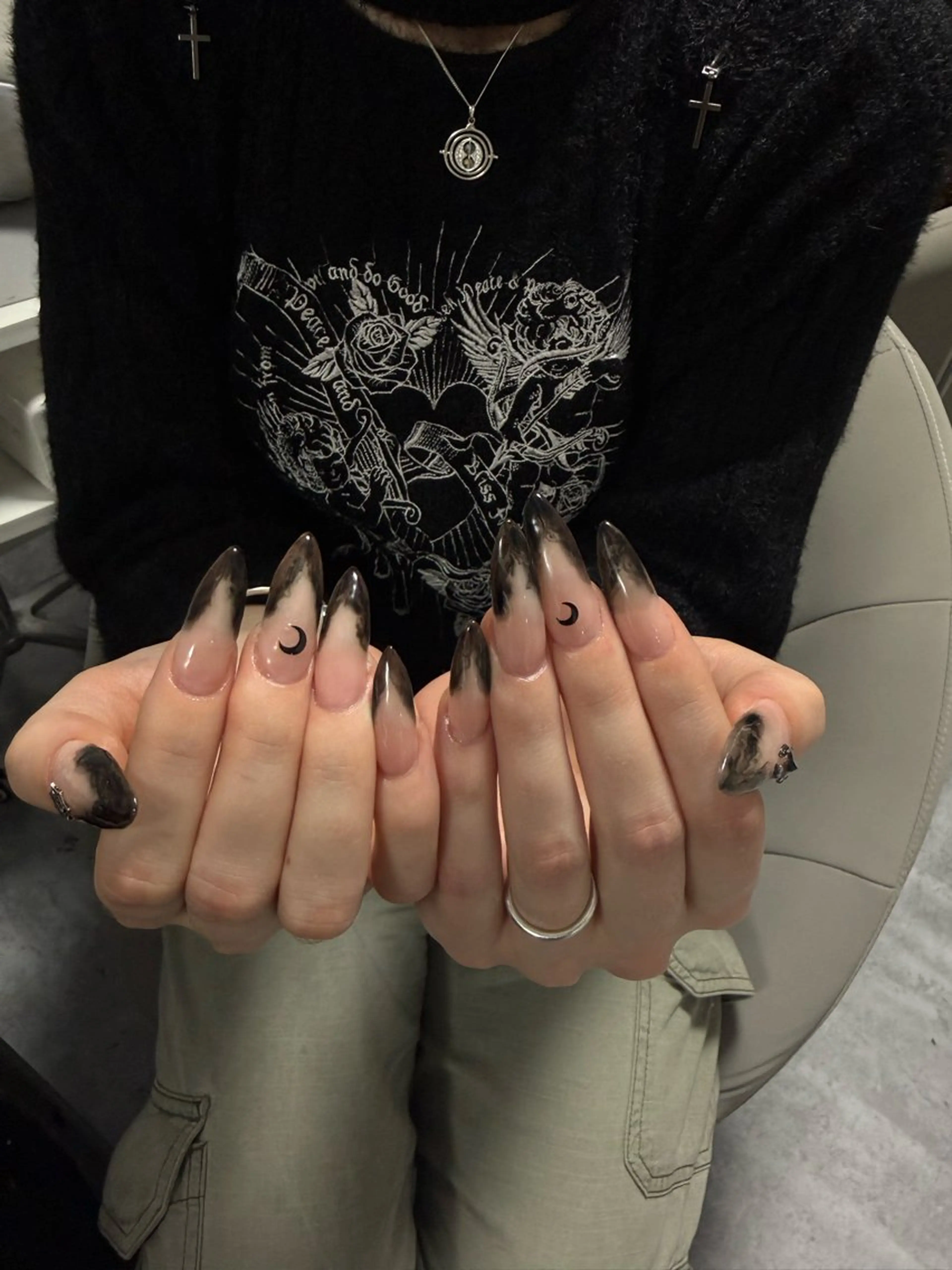 ネイル アートネイル フラッシュネイル ジェルネイル キラキラネイル ニュアンスネイル ハンドネイル Kitty Nailのネイルデザイン