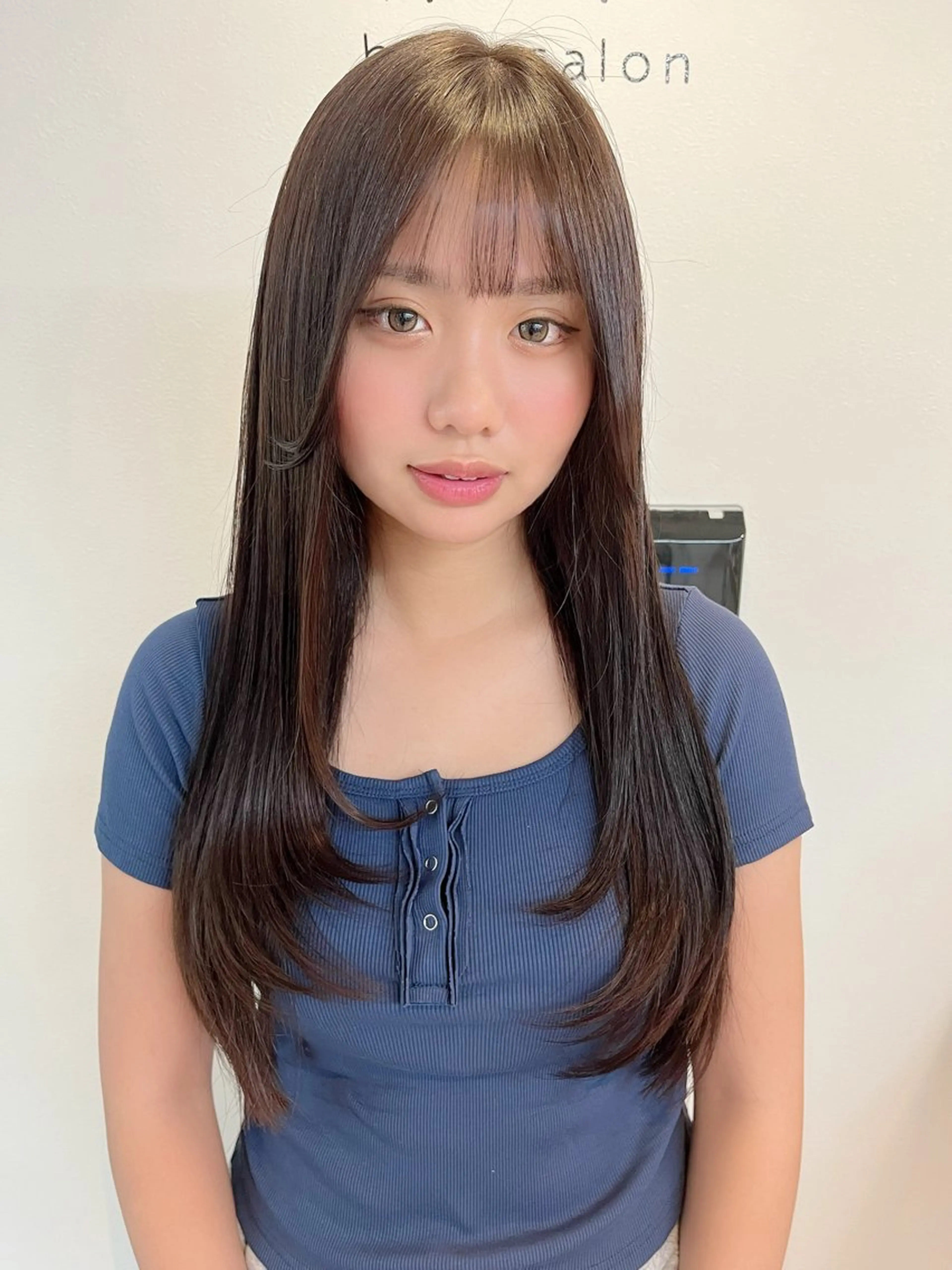 ロング レイヤーカット 小顔カット カット ヘアカラー パーマ、髪質改善 川崎祐介のヘアスタイル