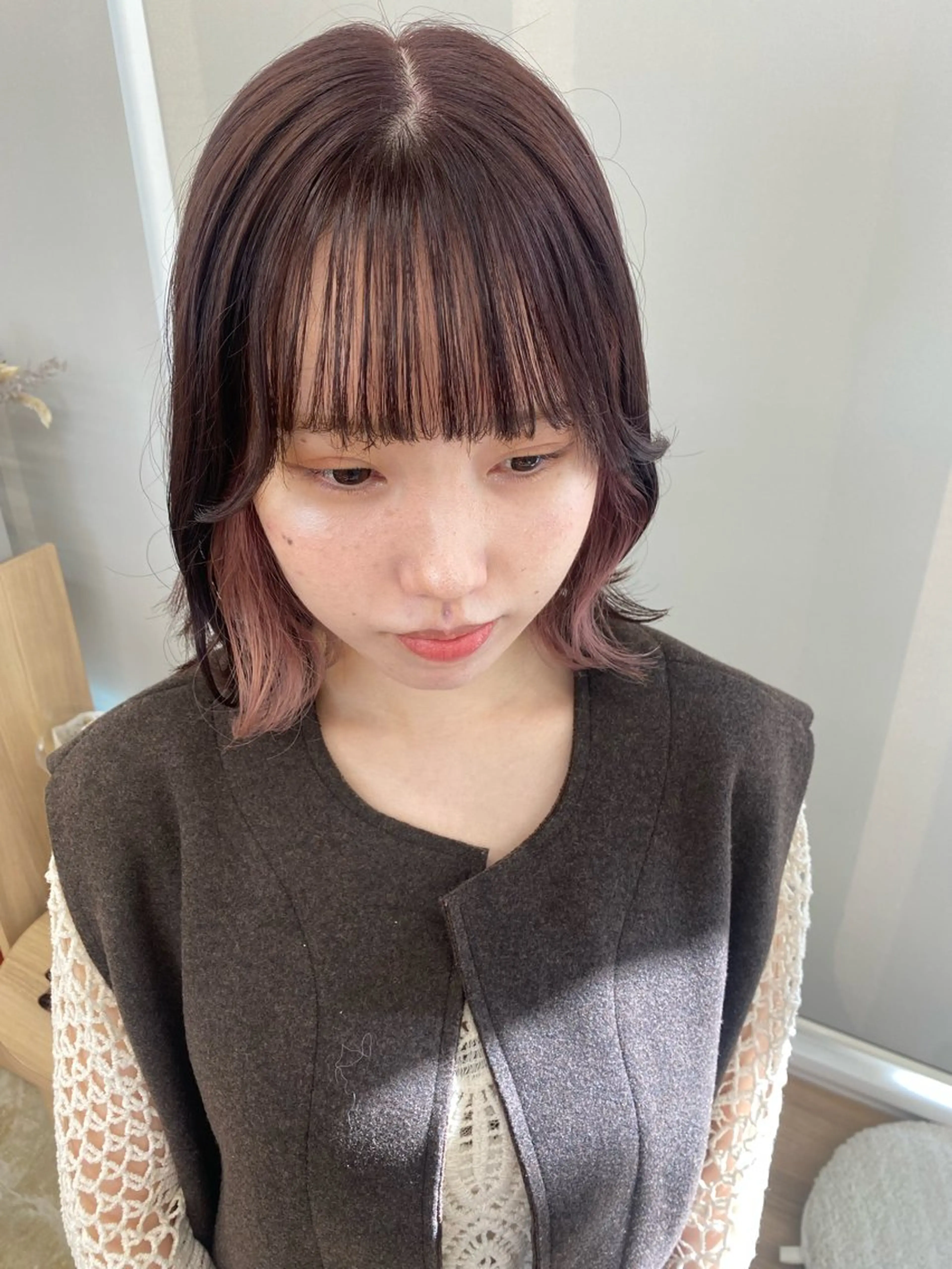 ミディアム カラー ヘアアレンジ ブリーチ イヤリングカラー ピンクカラー ホワイトピンク カット ボブ /ニュアンス/ satomi🧸💖のヘアスタイル