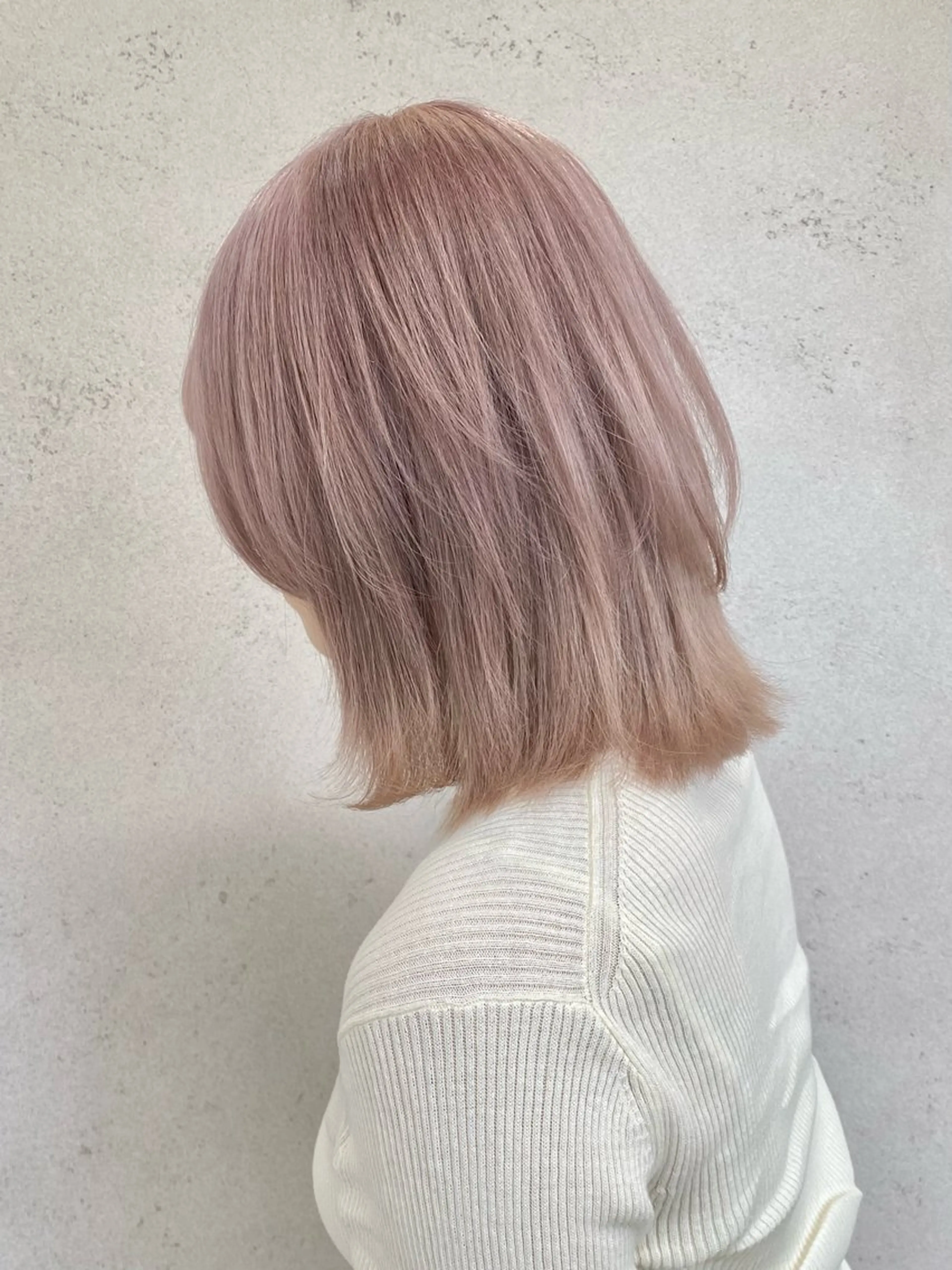 ミディアム カラー バレイヤージュ ミストバング ベージュカラー ブリーチ ケアブリーチ カット ヘアカラー トリートメント 大人垢抜け ダブルカラー【上野】のヘアスタイル