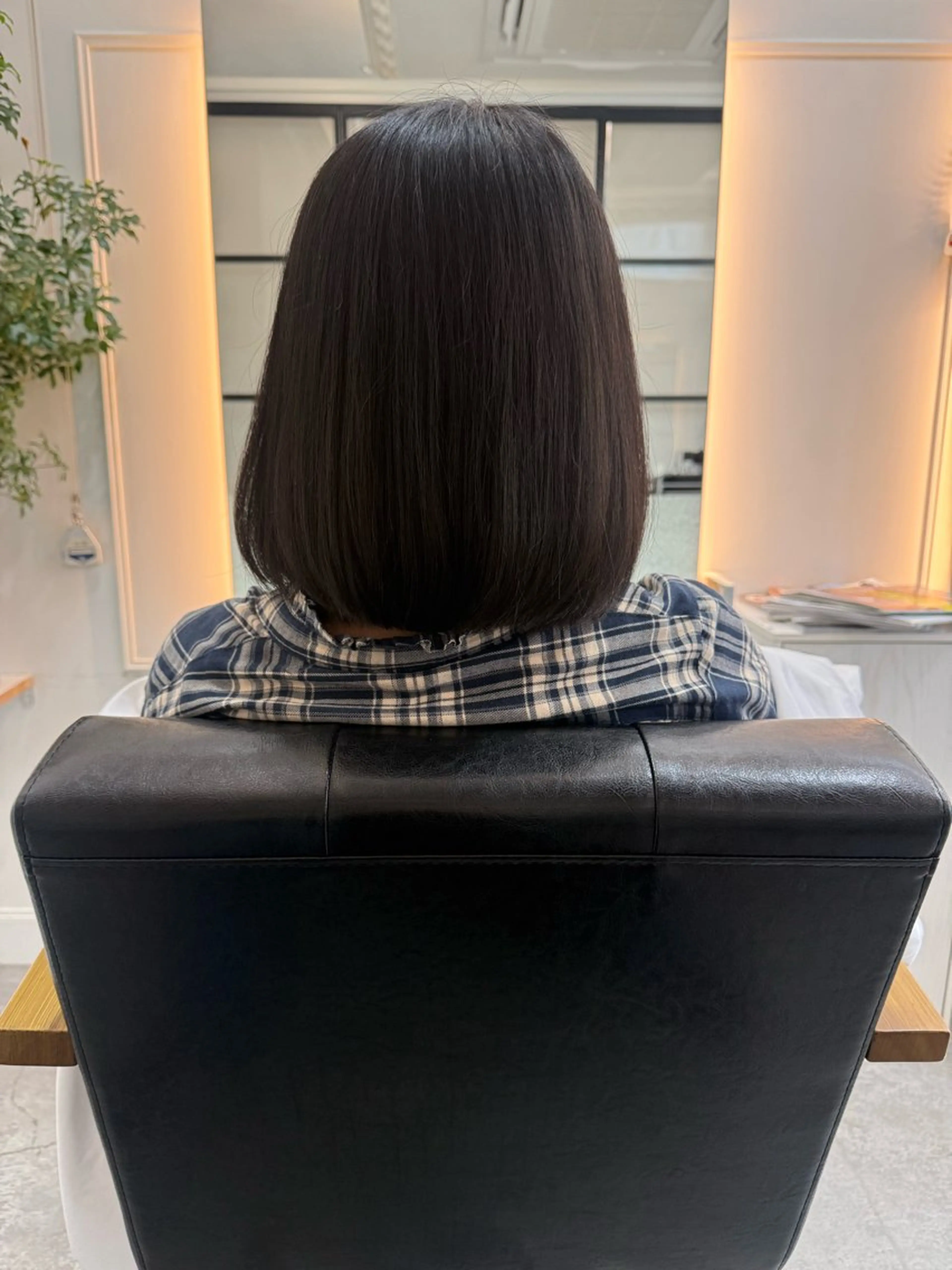 ミディアム カット Queens Yukikoのヘアスタイル