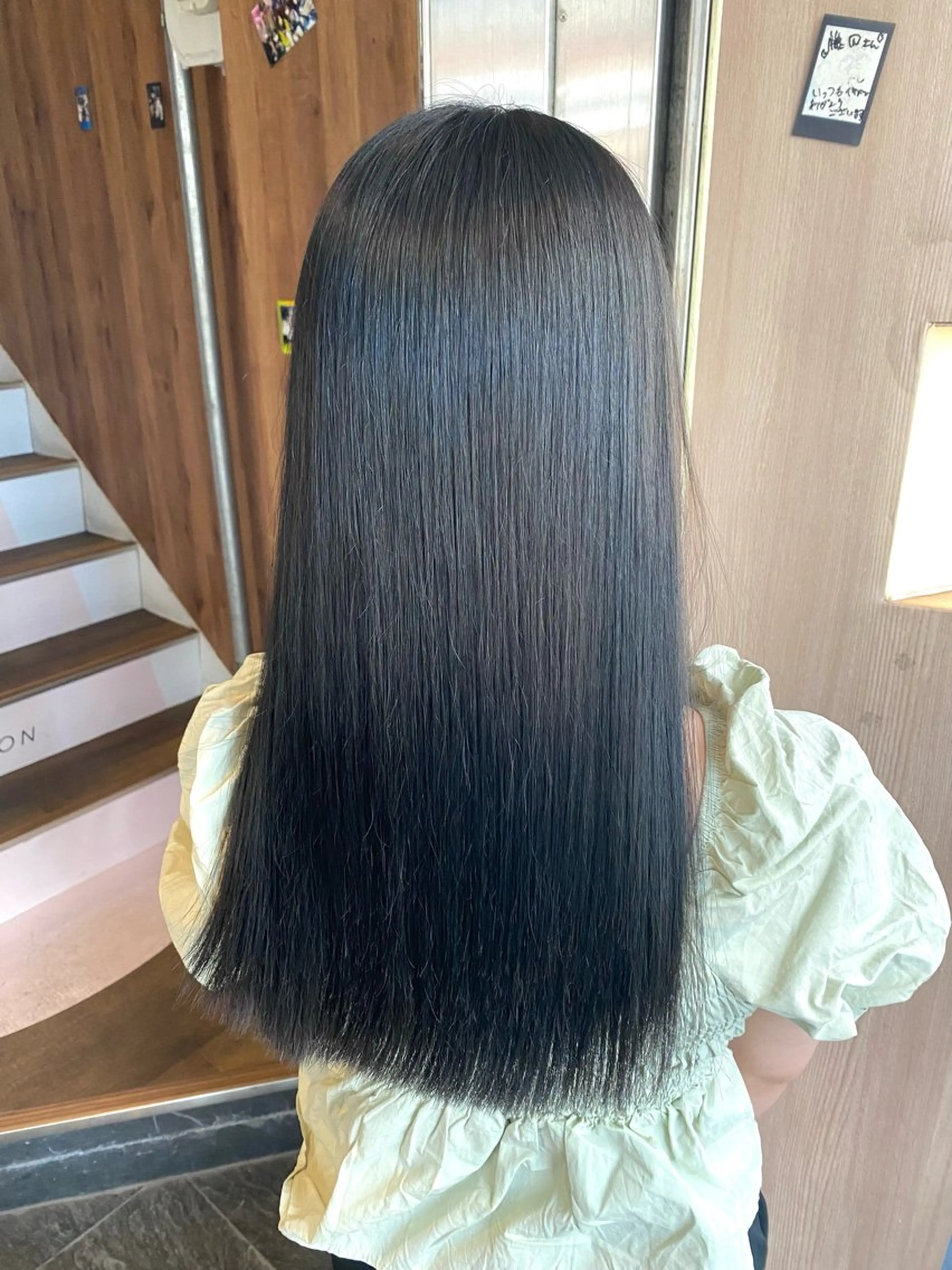 セミロング カット 縮毛矯正 村上 ゆういのヘアスタイル