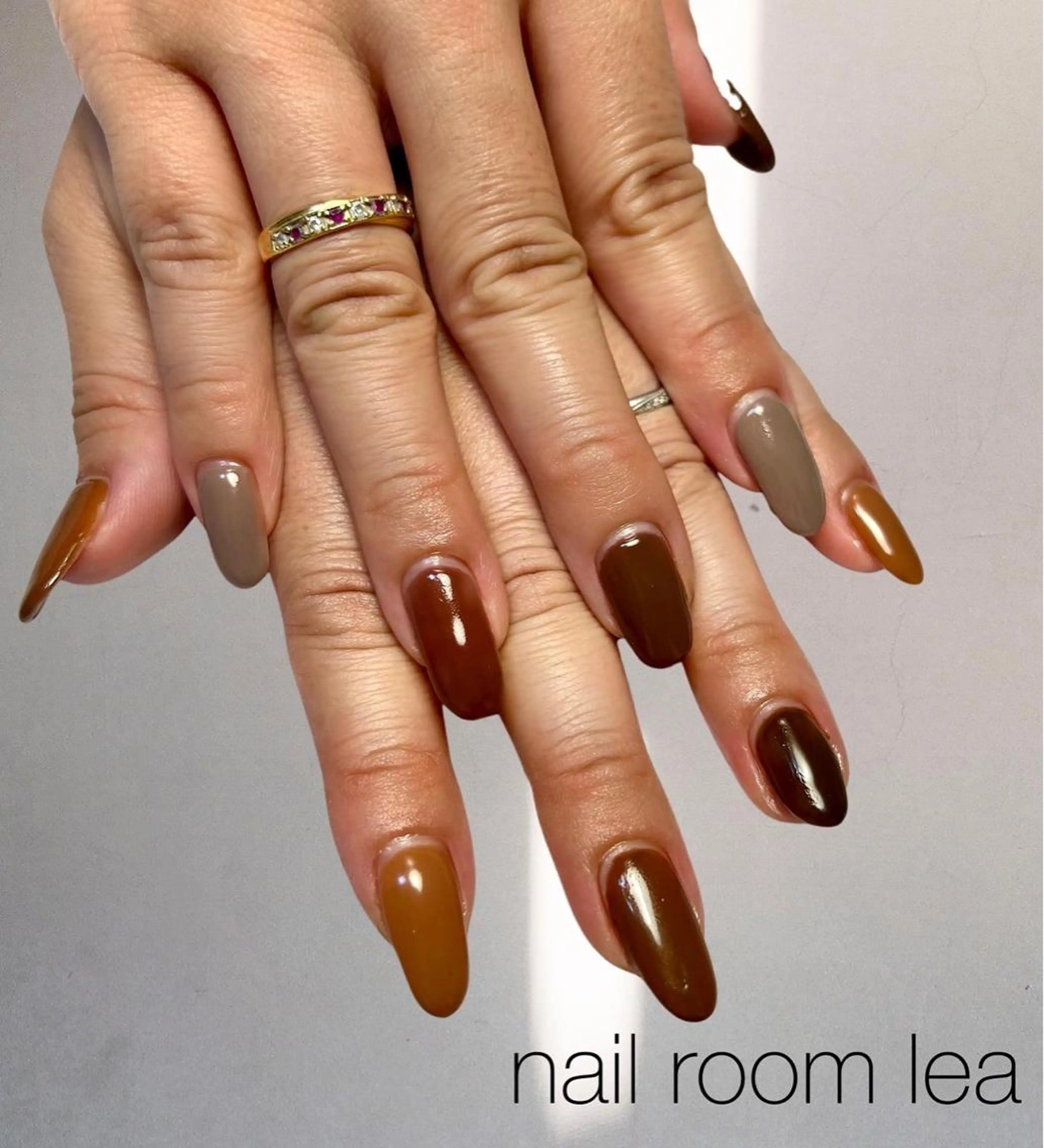 ネイル ハンドネイル ハンドケア nailroom leaのネイルデザイン