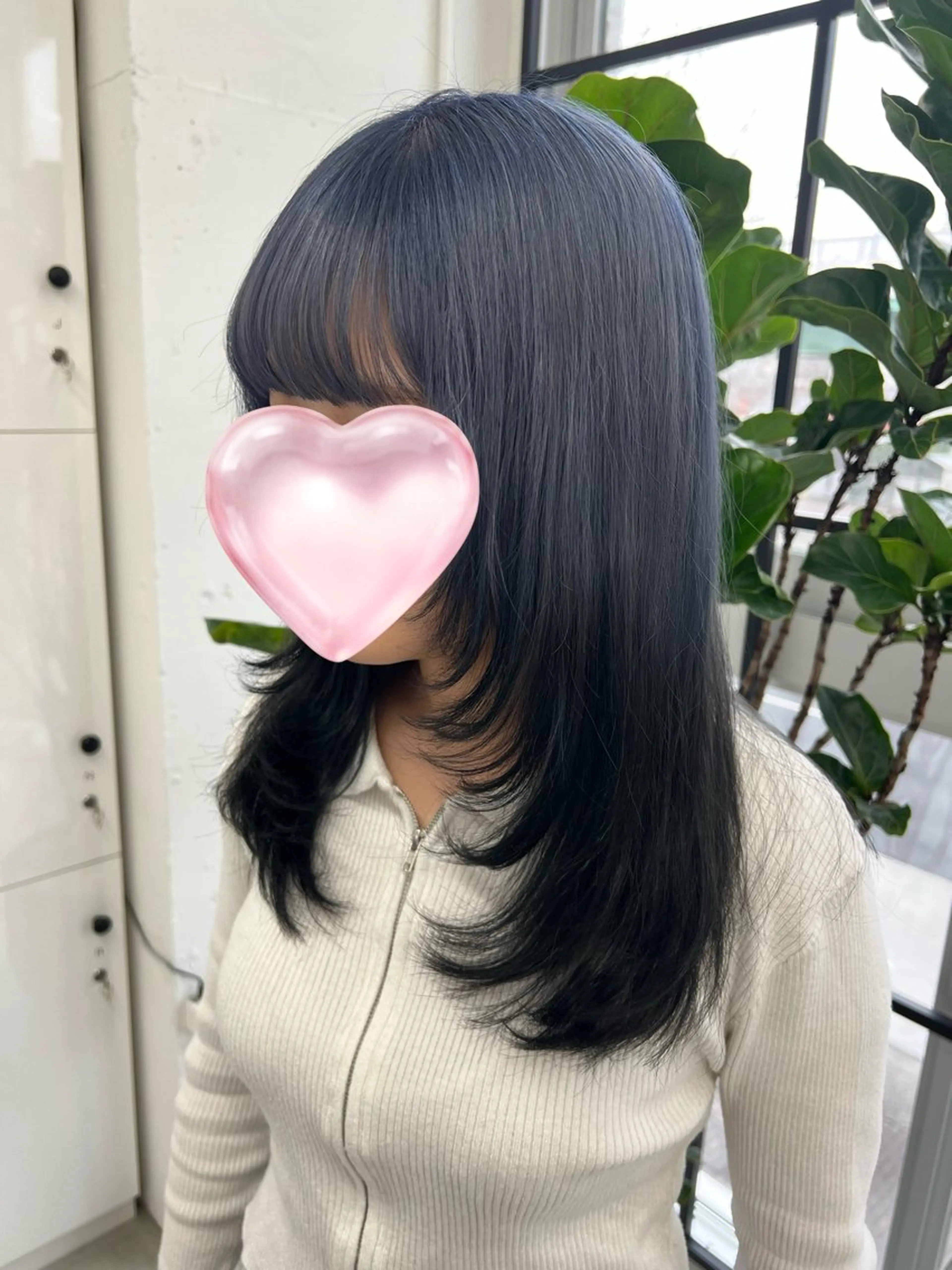 ロング カラー ブルーカラー 透明感カラー デザインカラー ネイビーカラー カット ヘアカラー あすか JILLSTUDIOのヘアスタイル
