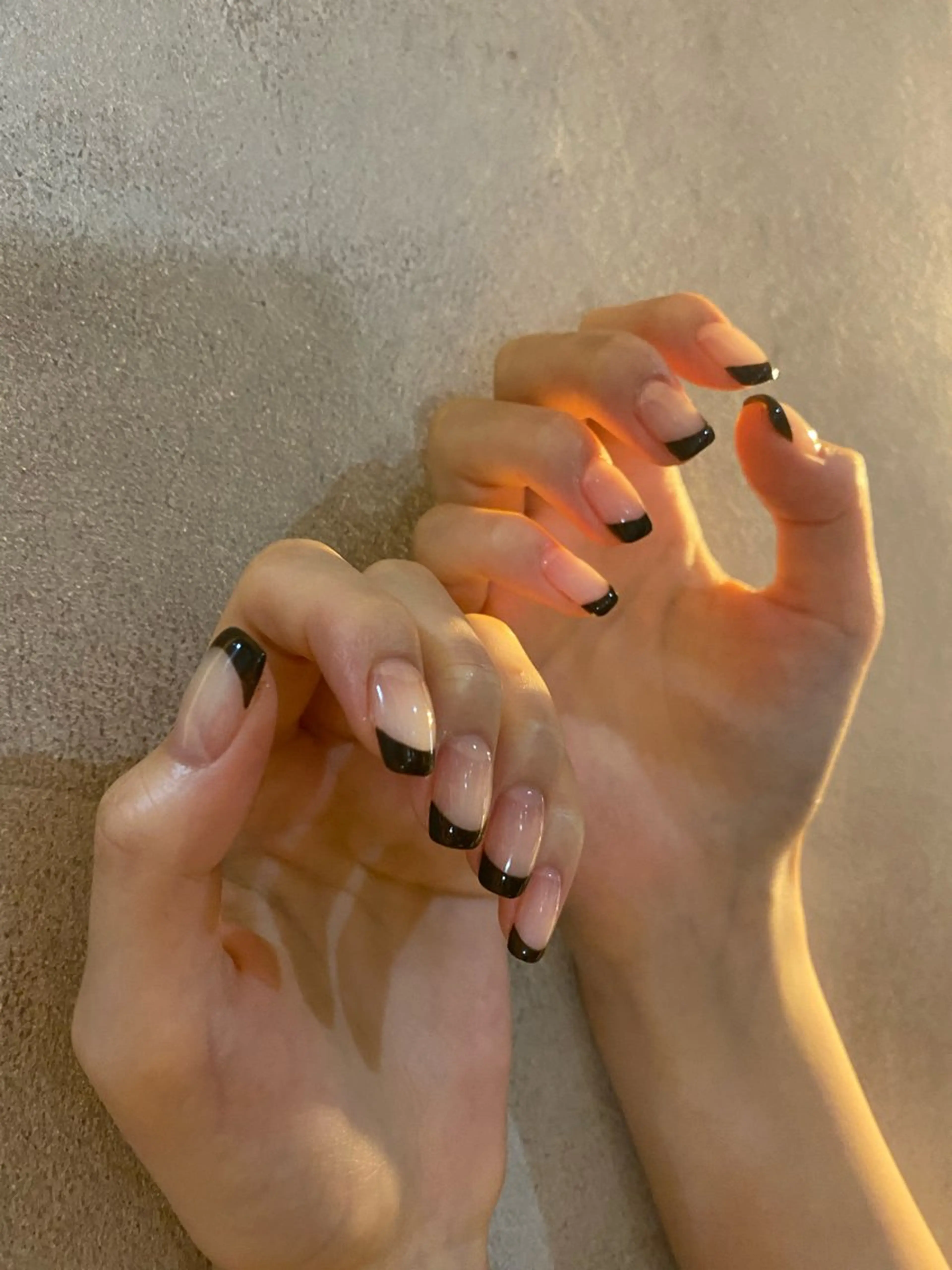 【スカルプオフあり】フレンチ/カラグラ ※ジェル、アクリル、チップの長さ出しのオフがある方はこちらでお願いします※の写真