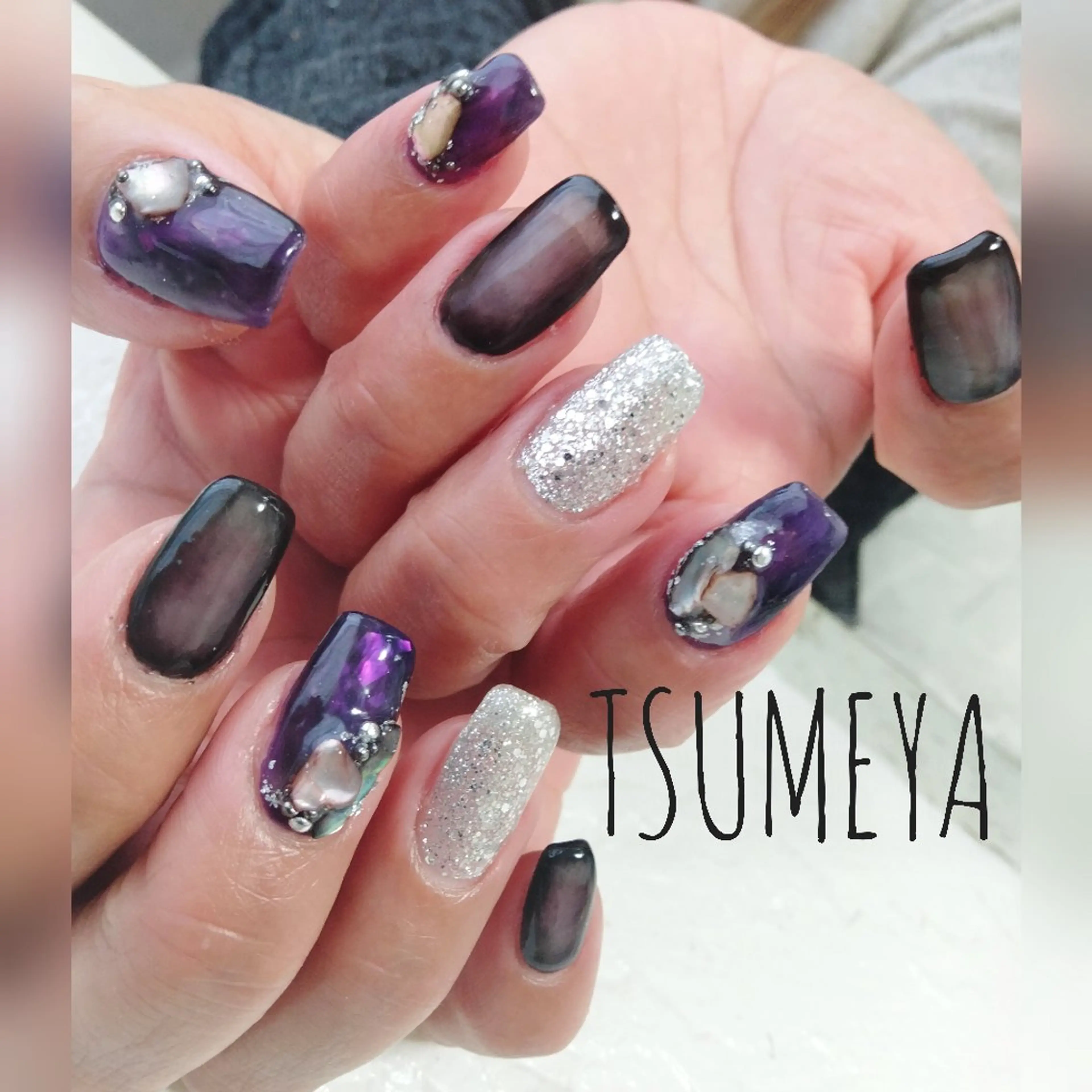 ネイル ストーンネイル ハンドネイル _TSUMEYA _のネイルデザイン