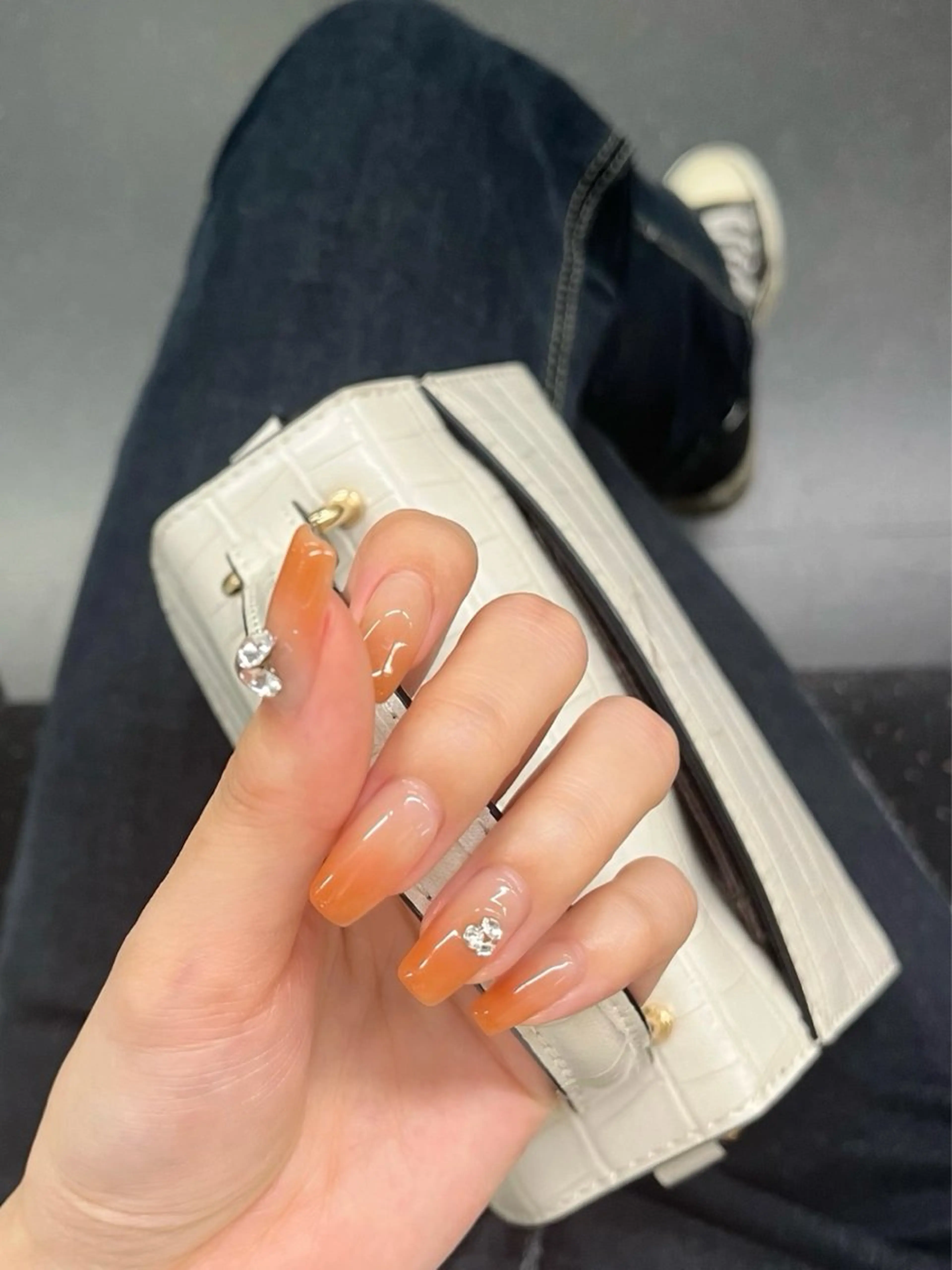 ネイル ハンドネイル 秋本 栞のネイルデザイン