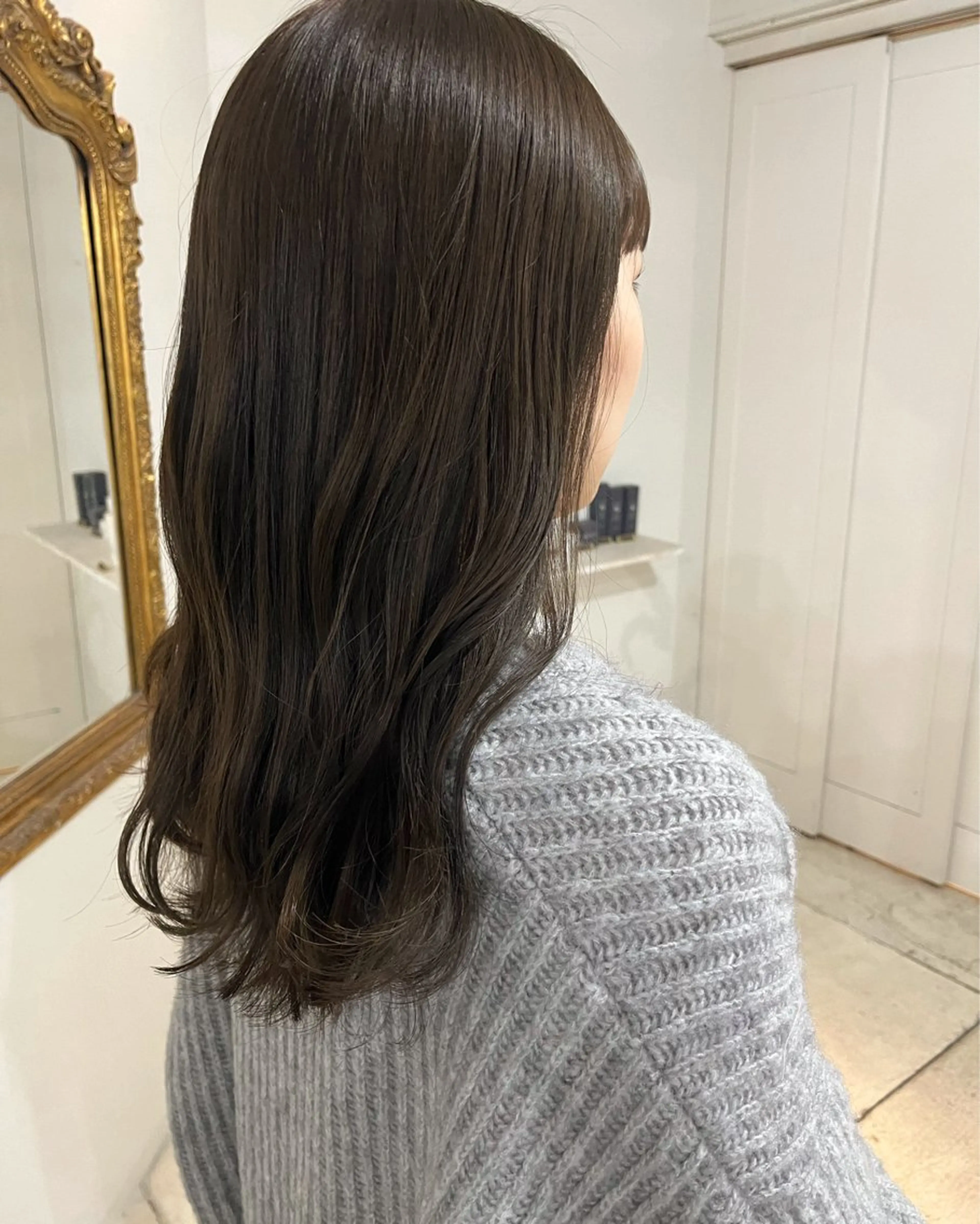 ミディアム カット ヘアカラー トリートメント Ryo ／透明感カラーのヘアスタイル