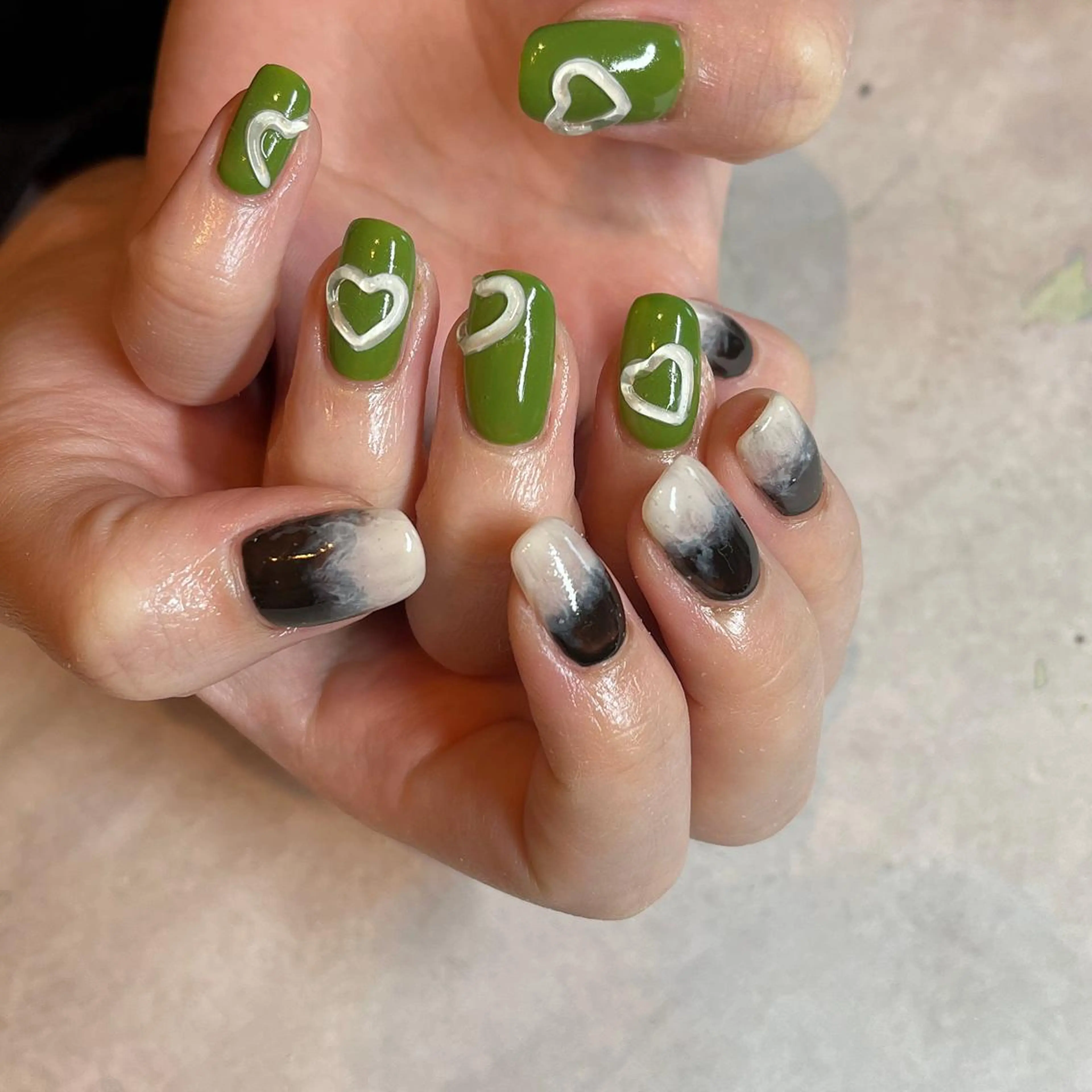 ネイル ハート フリーランス¨̮⃝ ネイリストOKADAのネイルデザイン