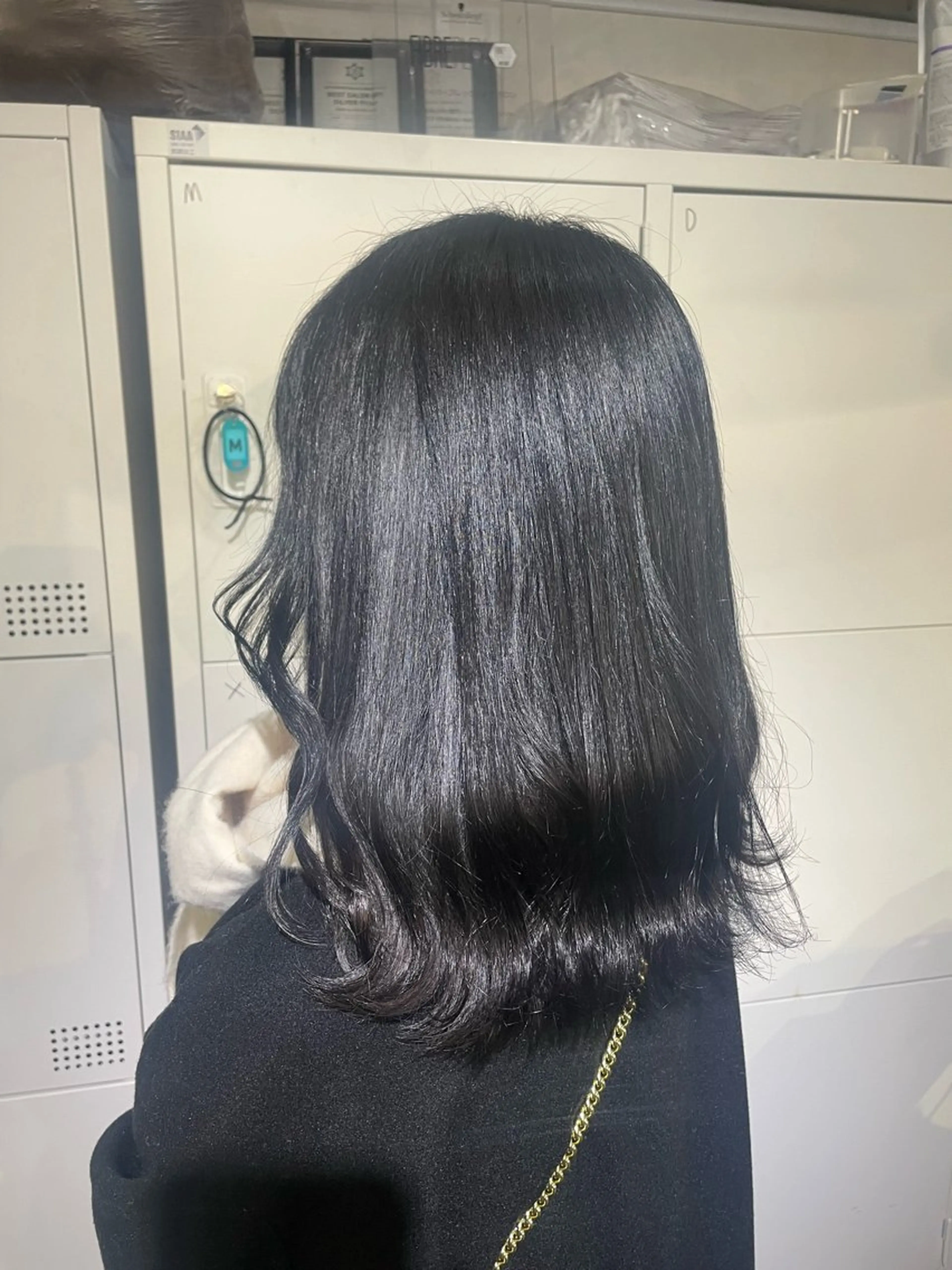 ミディアム ふかたさや🌟 艶感カラー🌟のヘアスタイル