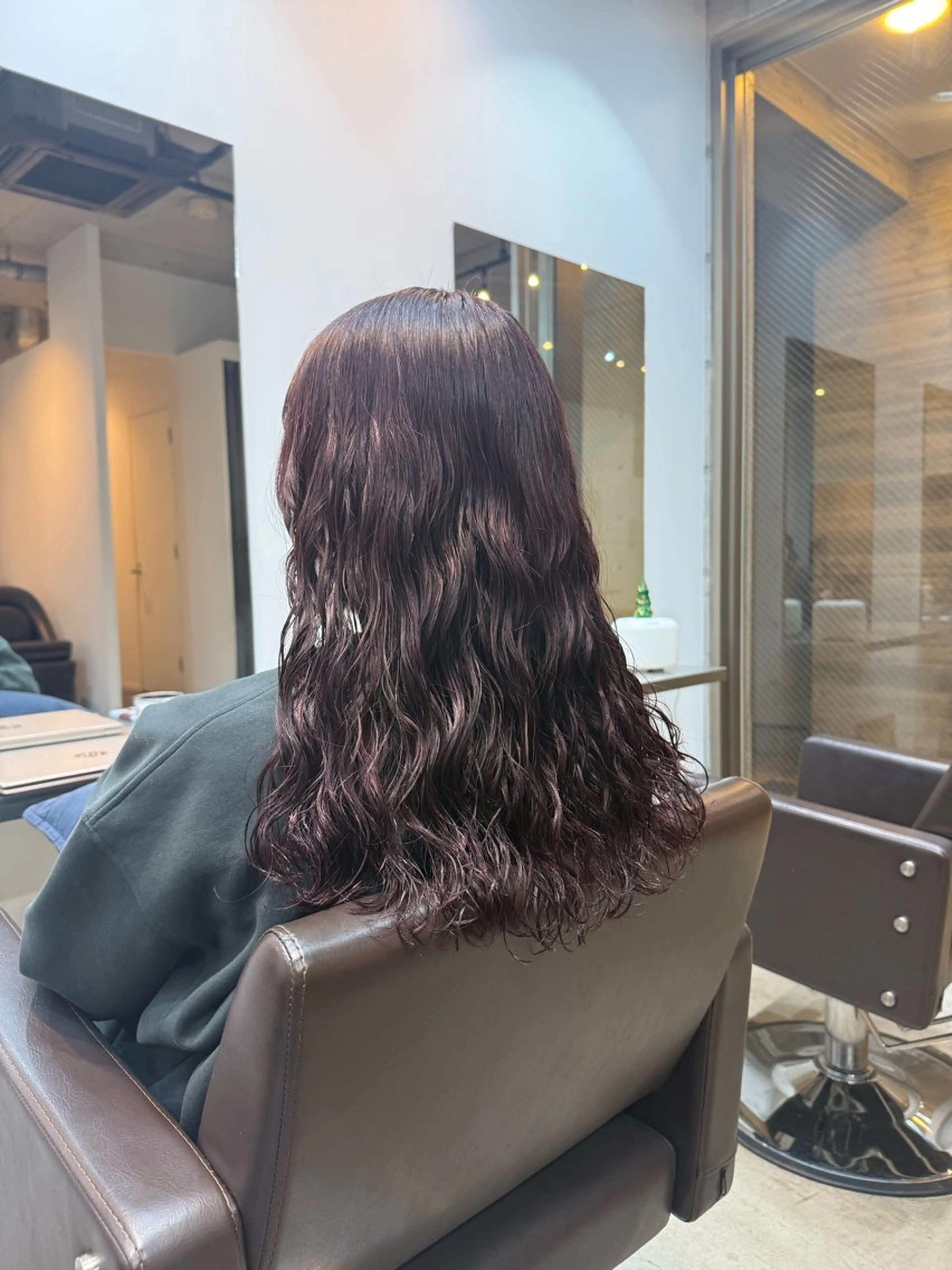 ミディアム カット ヘアカラー パーマ トリートメント デジタルパーマ ウェーブパーマ/神野のヘアスタイル