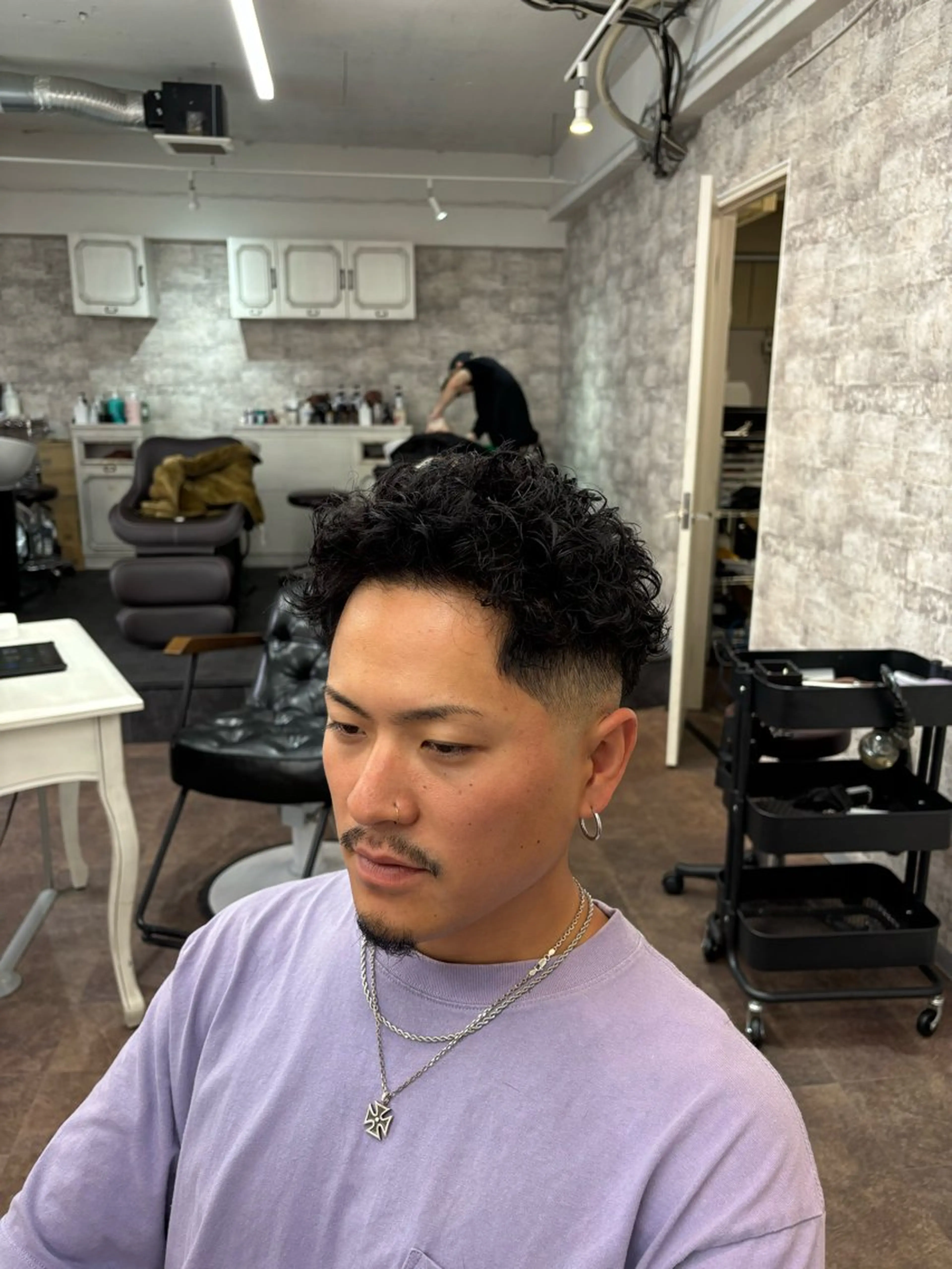 ショート パーマ メンズ カット パーマ フェードパーマ 新倉幸之助のヘアスタイル