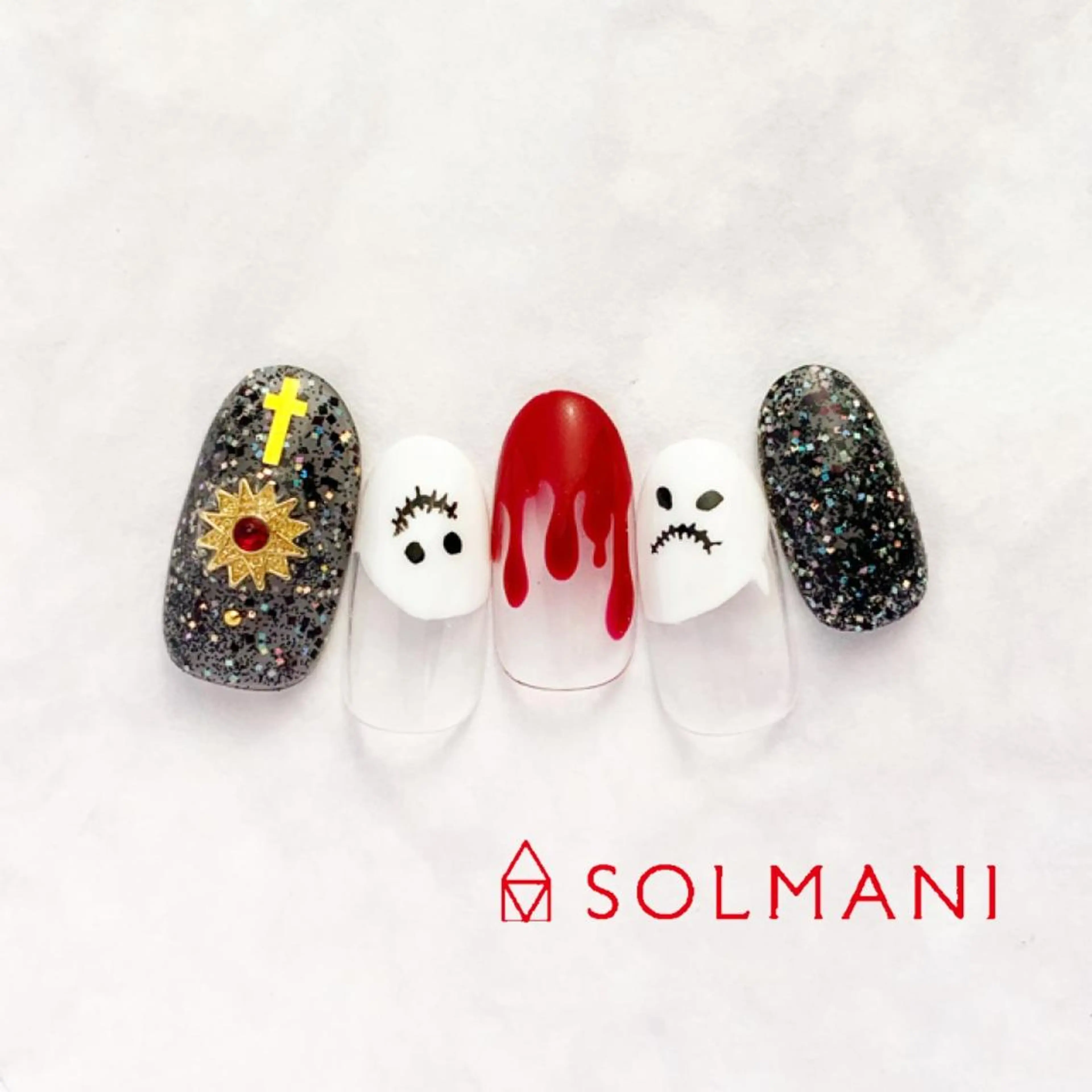 ネイル SOLMANI 予約担当のネイルデザイン