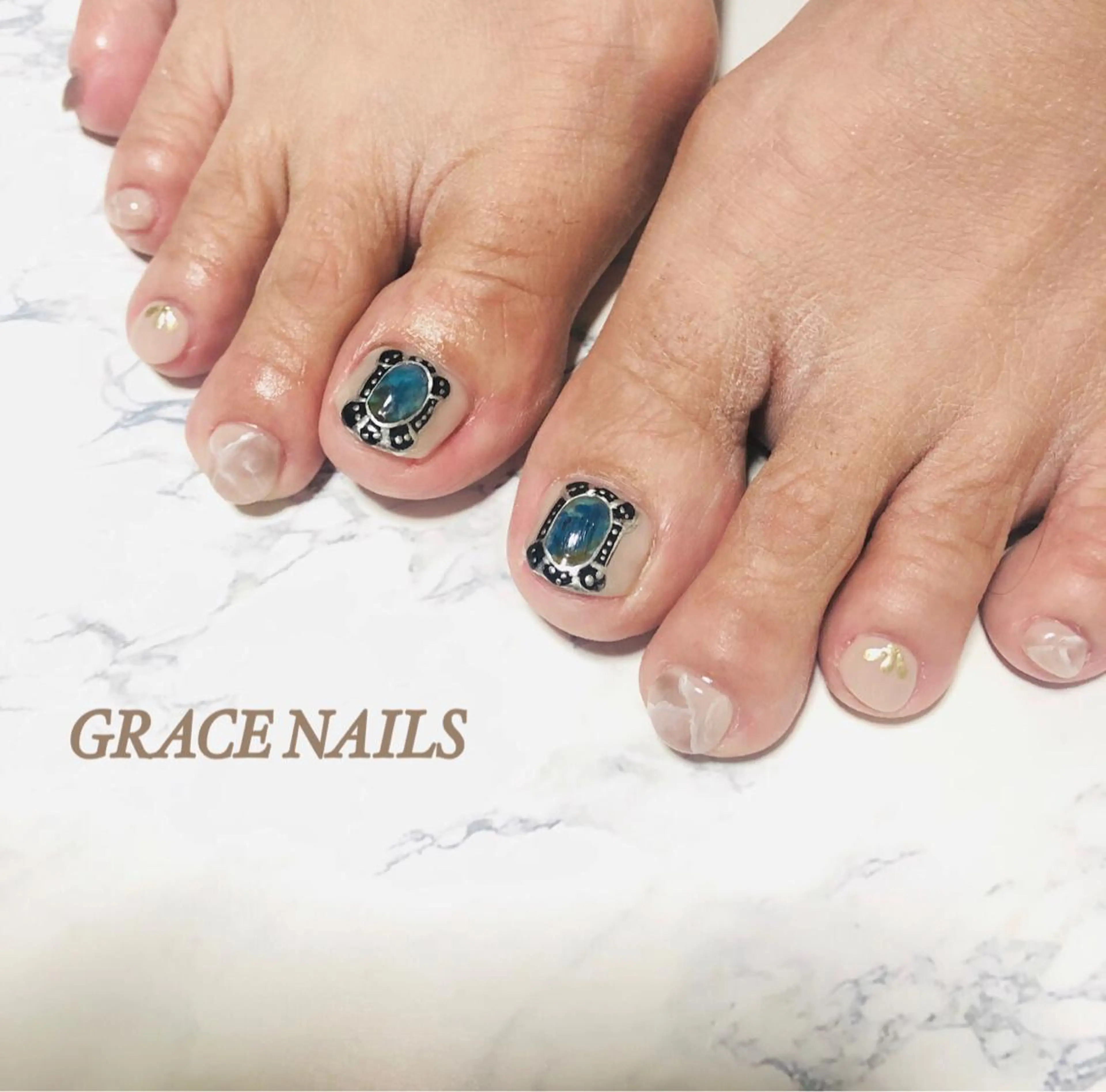 ネイル ハンドネイル フットネイル GRACE NAILSのネイルデザイン