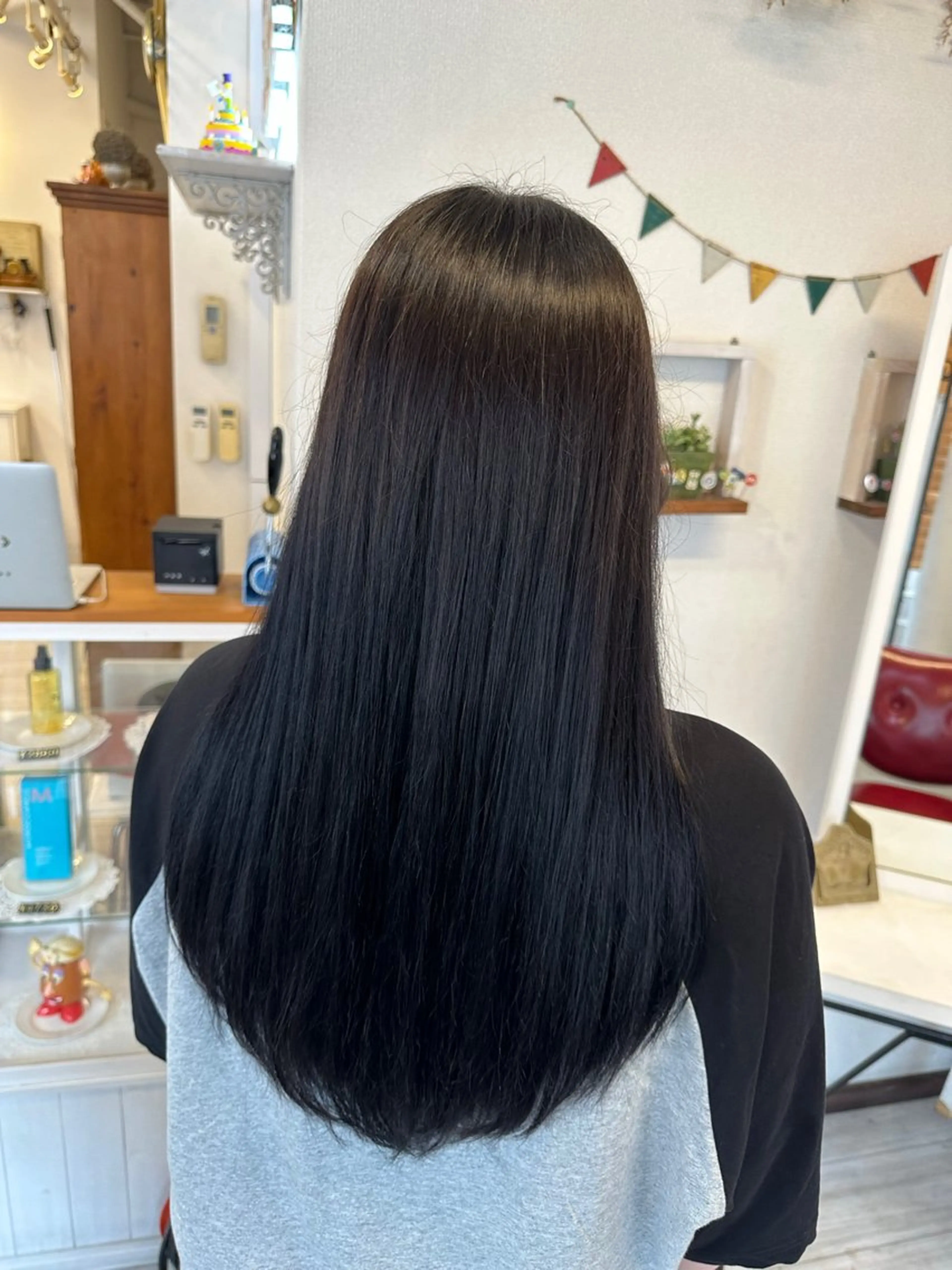 ツヤツヤ縮毛矯正✨＋システムトリートメントの写真