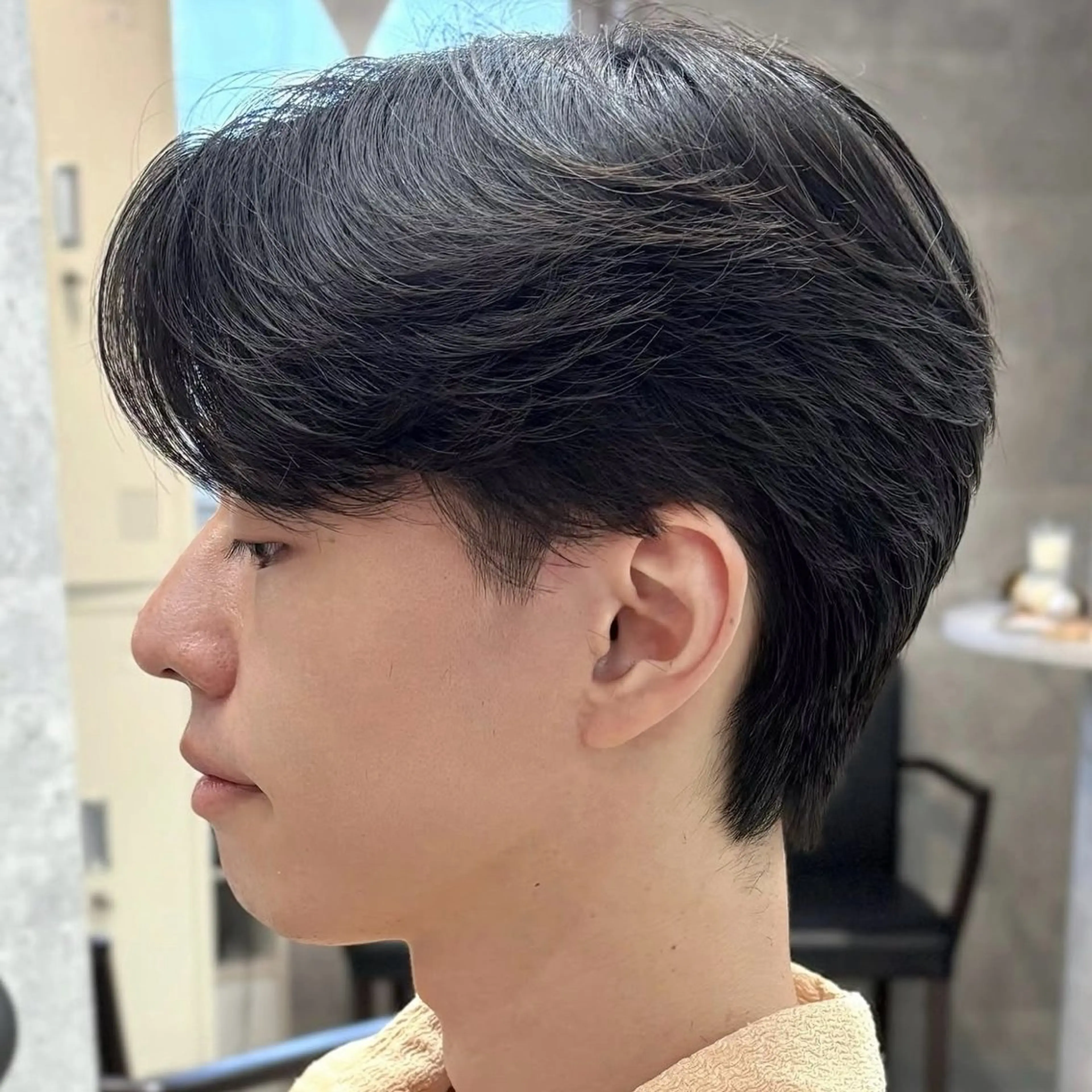 メンズ センターパート ダウンパーマ カルマパーマ マッシュ メンズパーマ カット パーマ 新宿/韓国メンズ RIKUパーマのヘアスタイル