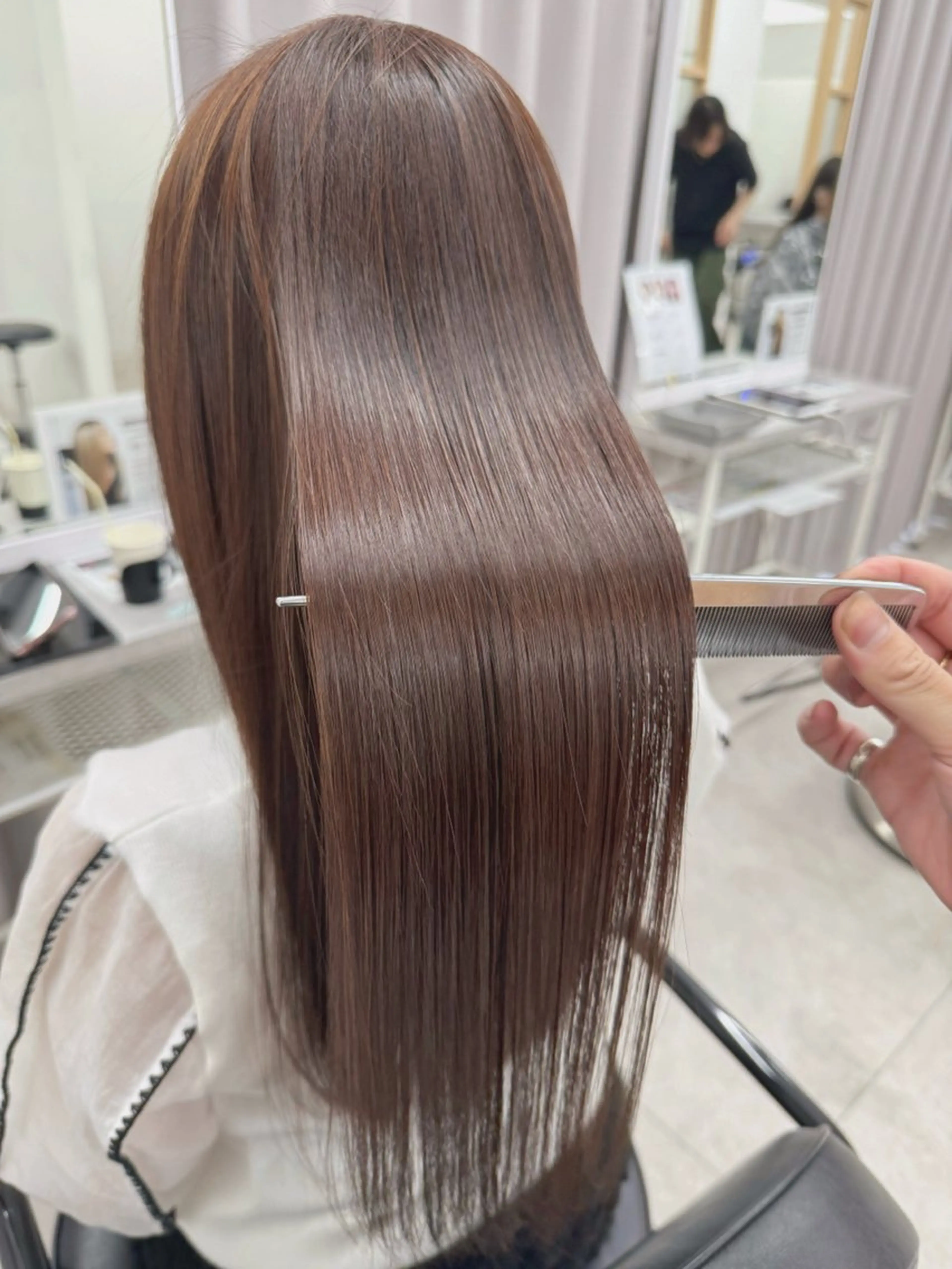 ロング カラー ブラウンカラー ココアブラウン 髪質改善 カット ヘアカラー トリートメント 髪質改善×大人可愛い 艶髪🫧ダイトのヘアスタイル