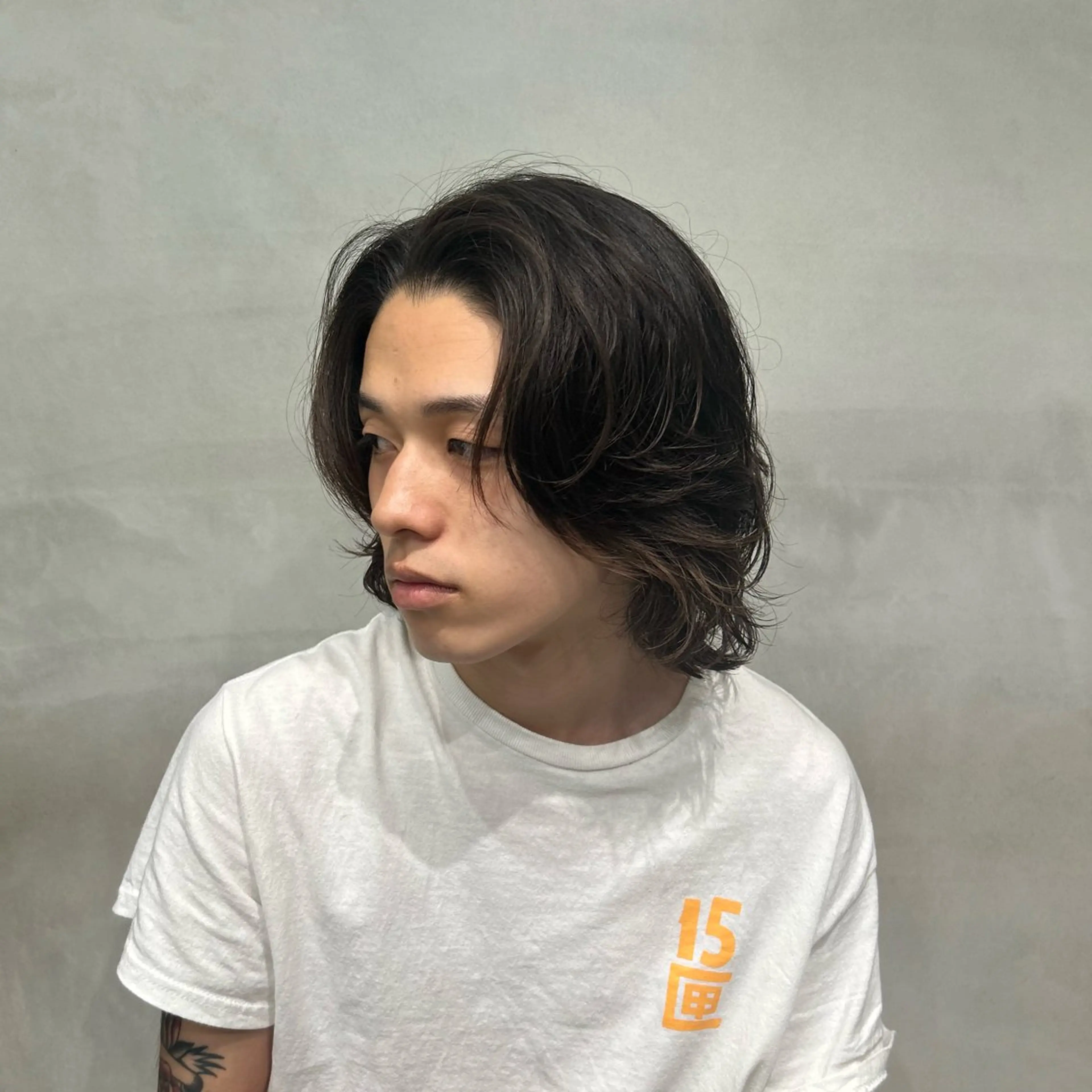 ミディアム パーマ メンズ fifth 安次富　泰雅のヘアスタイル