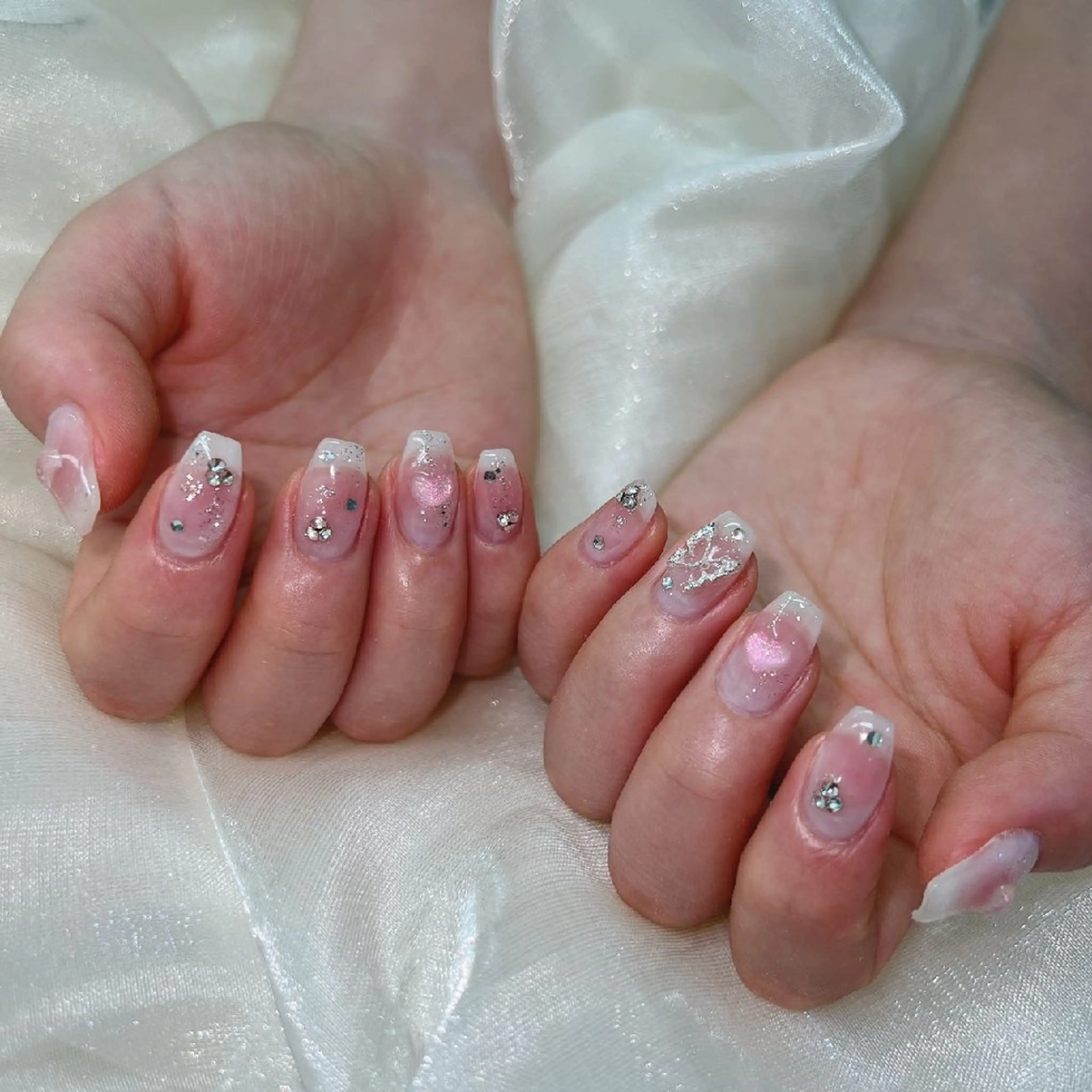 ネイル DOMI　NAIL 💅🏻のネイルデザイン