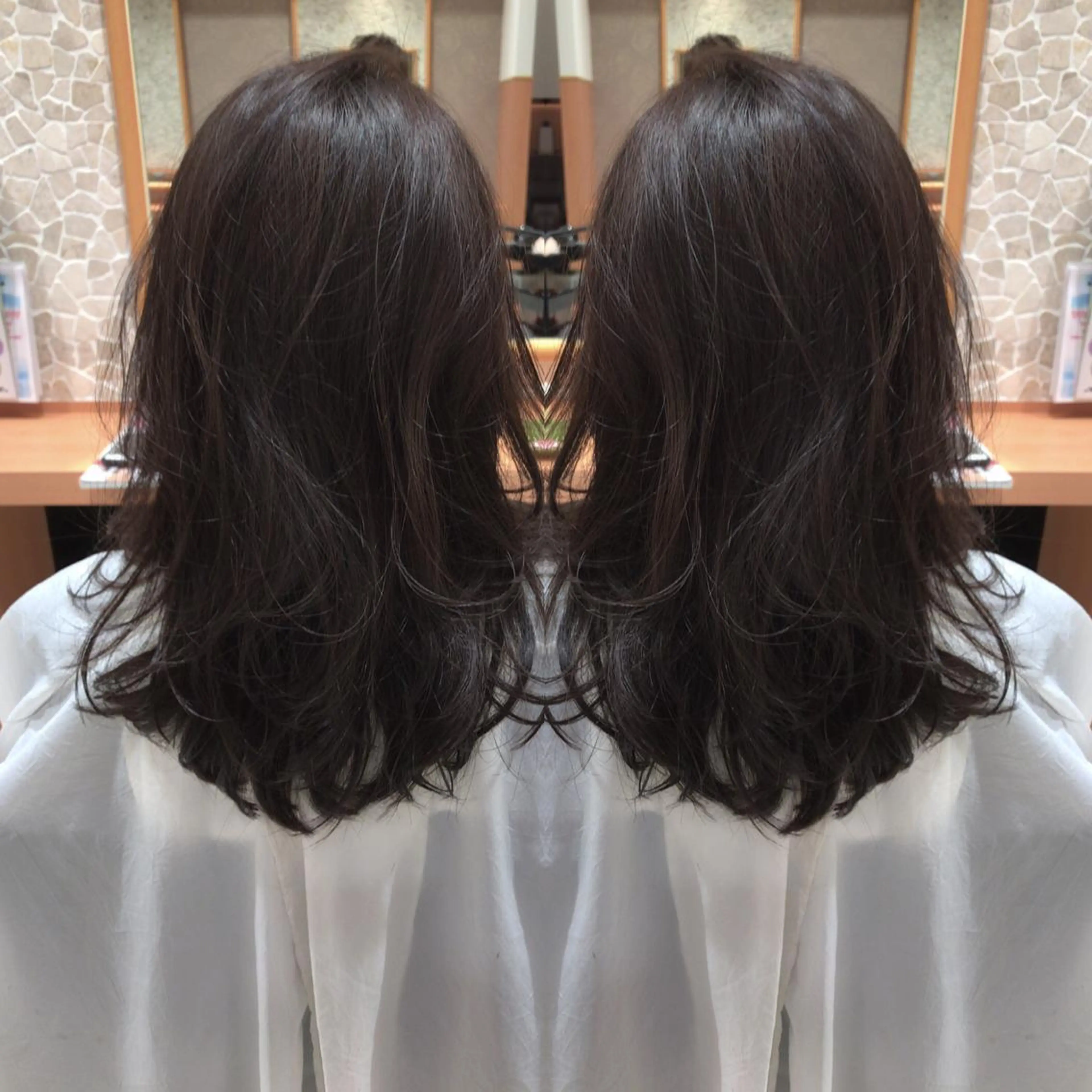 ミディアム カラー パーマ レイヤーカット匠 イソザキノリユキのヘアスタイル