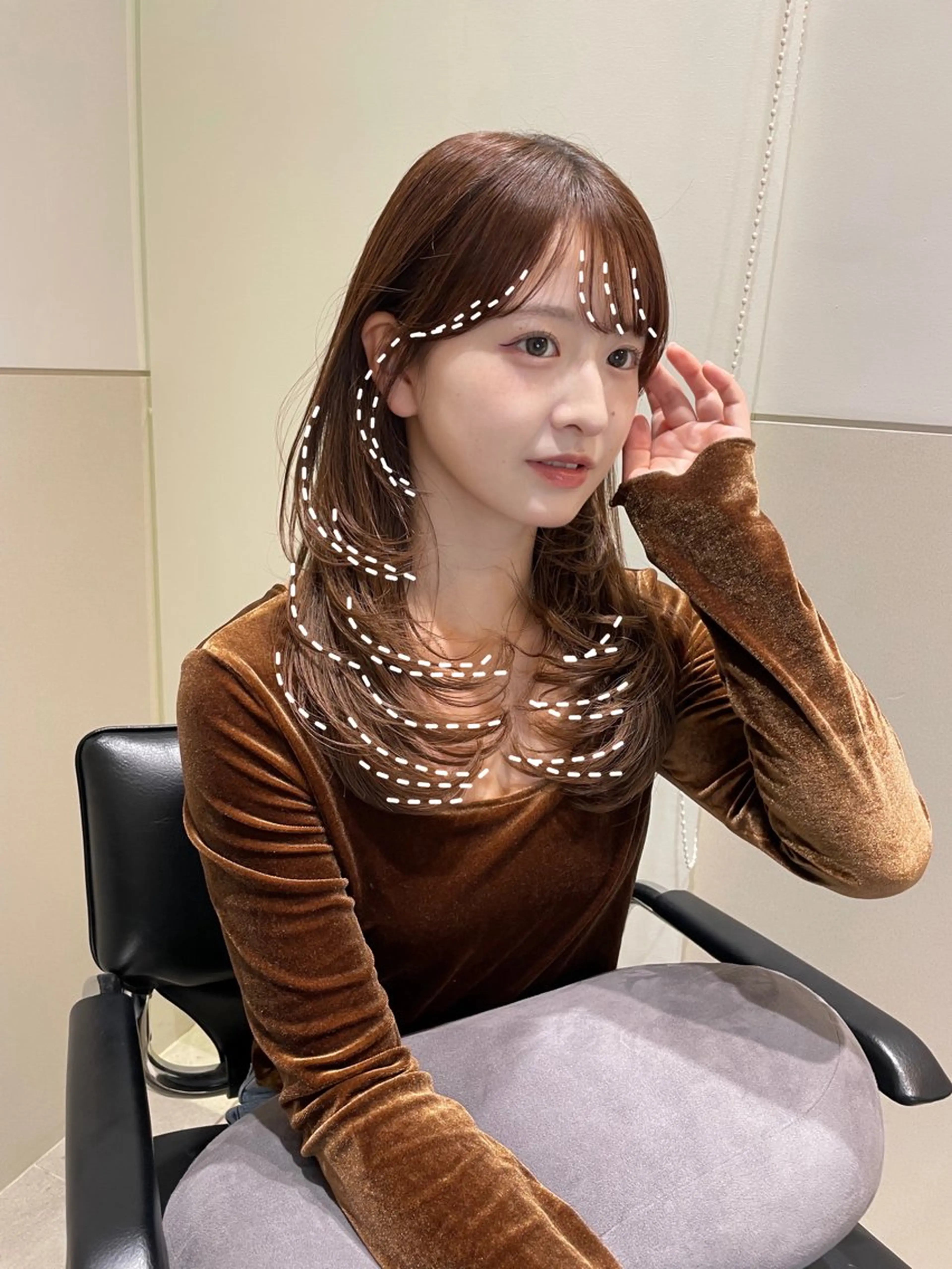 ロング カラー レイヤーカット カット ヘアカラー トリートメント 岩田菜央 《武蔵小杉》のヘアスタイル