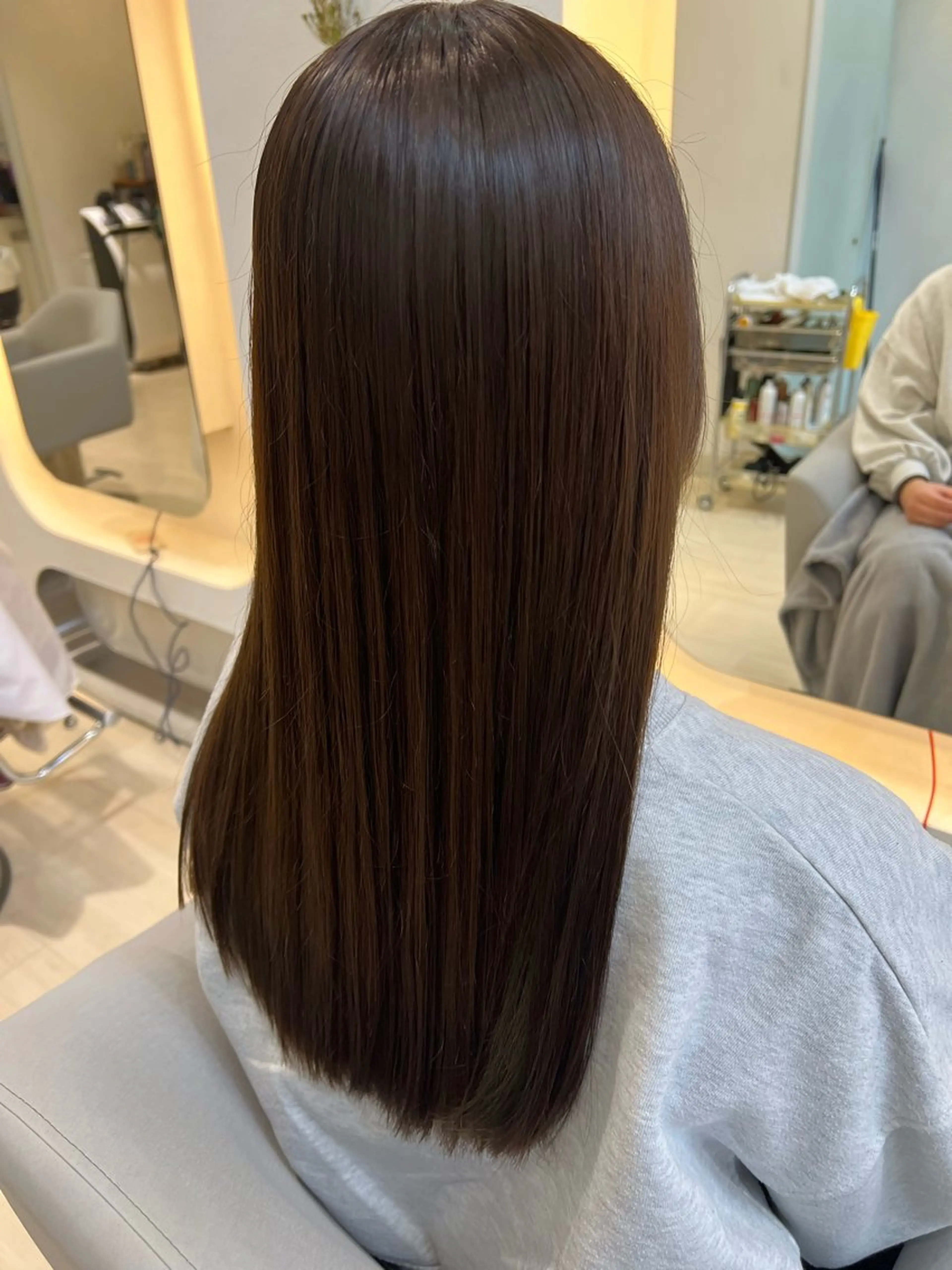 セミロング カラー カット 堀井 凌平のヘアスタイル