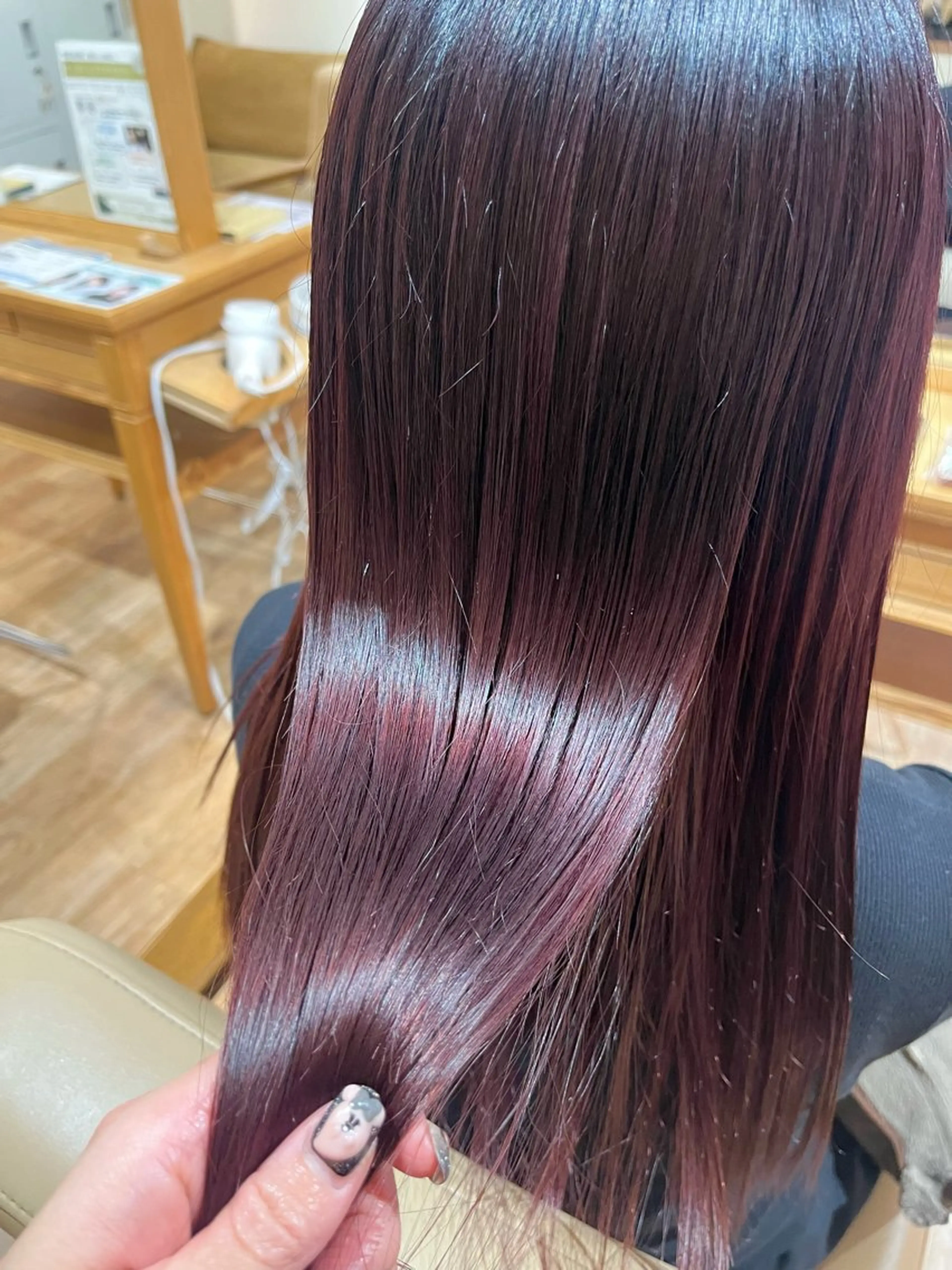 ♡女性限定クーポン♡パーソナルカット+潤い艶カラー（シャンプーブロー込み）の写真