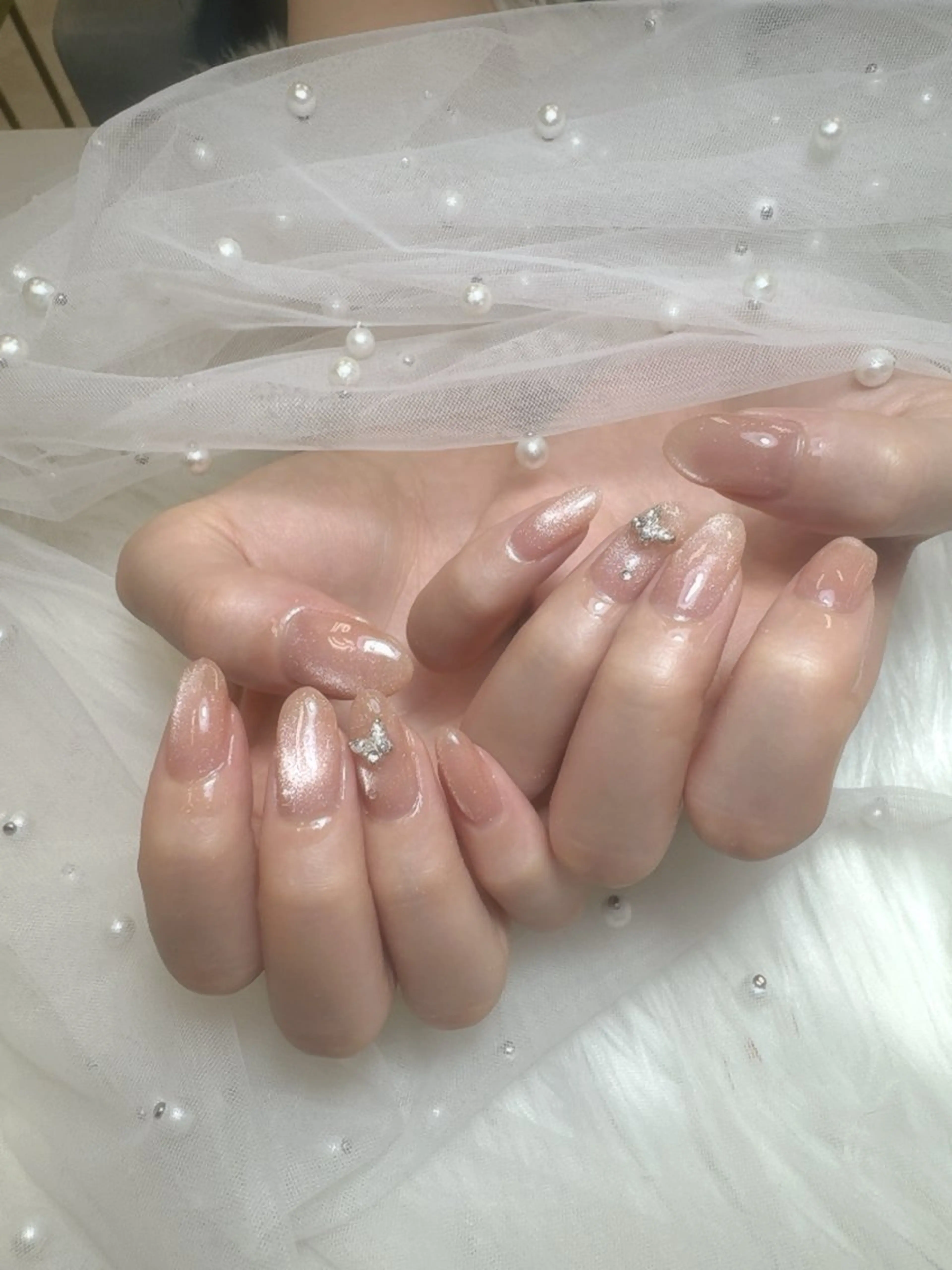 ネイル チークネイル ジェルネイル キラキラネイル マグネットネイル パラジェル ハンドネイル Queeens nailのネイルデザイン