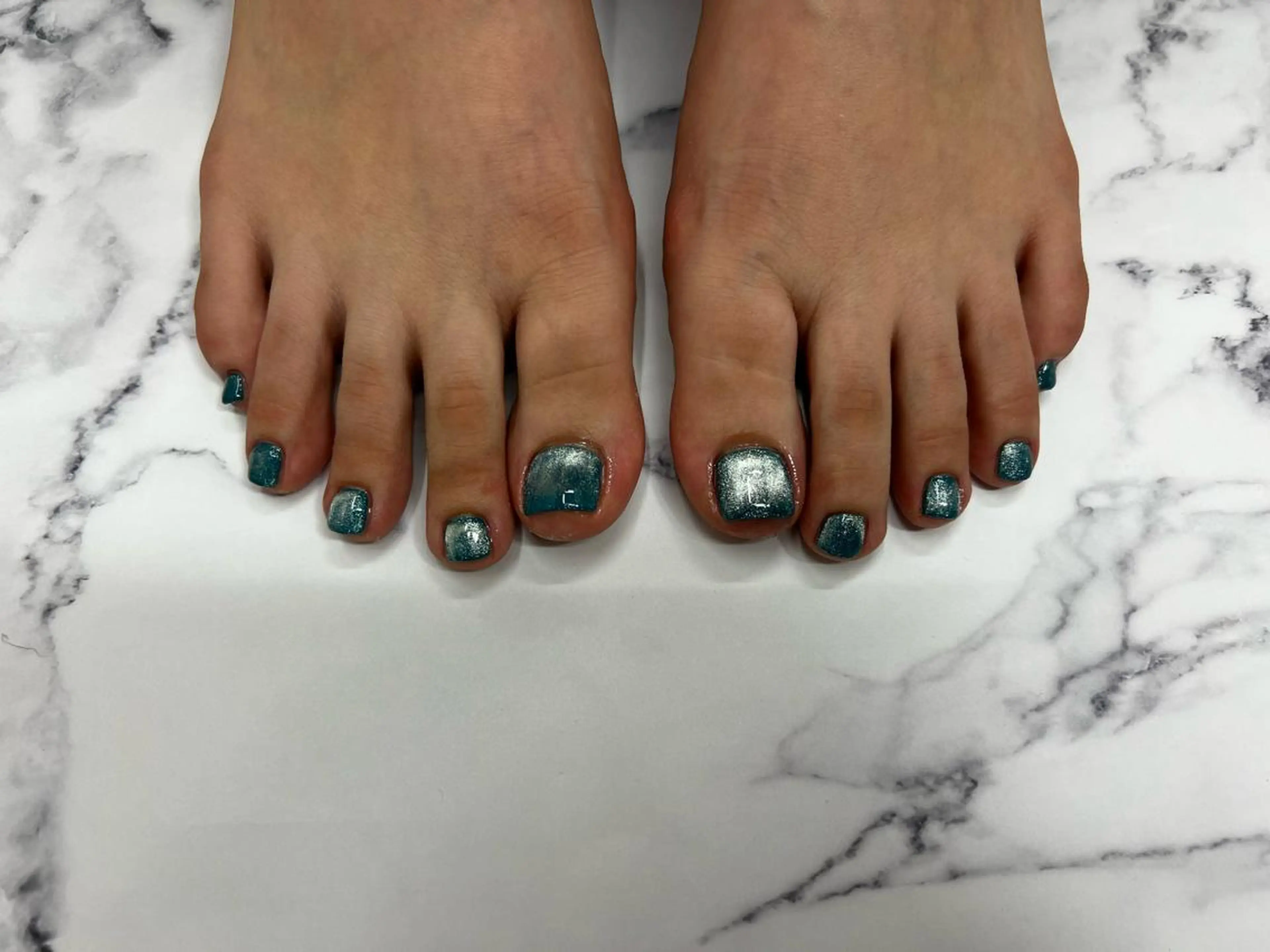 ネイル フットネイル gemme NAIL&EYELASH所属・gemme 𓂃 yuiのネイルデザイン