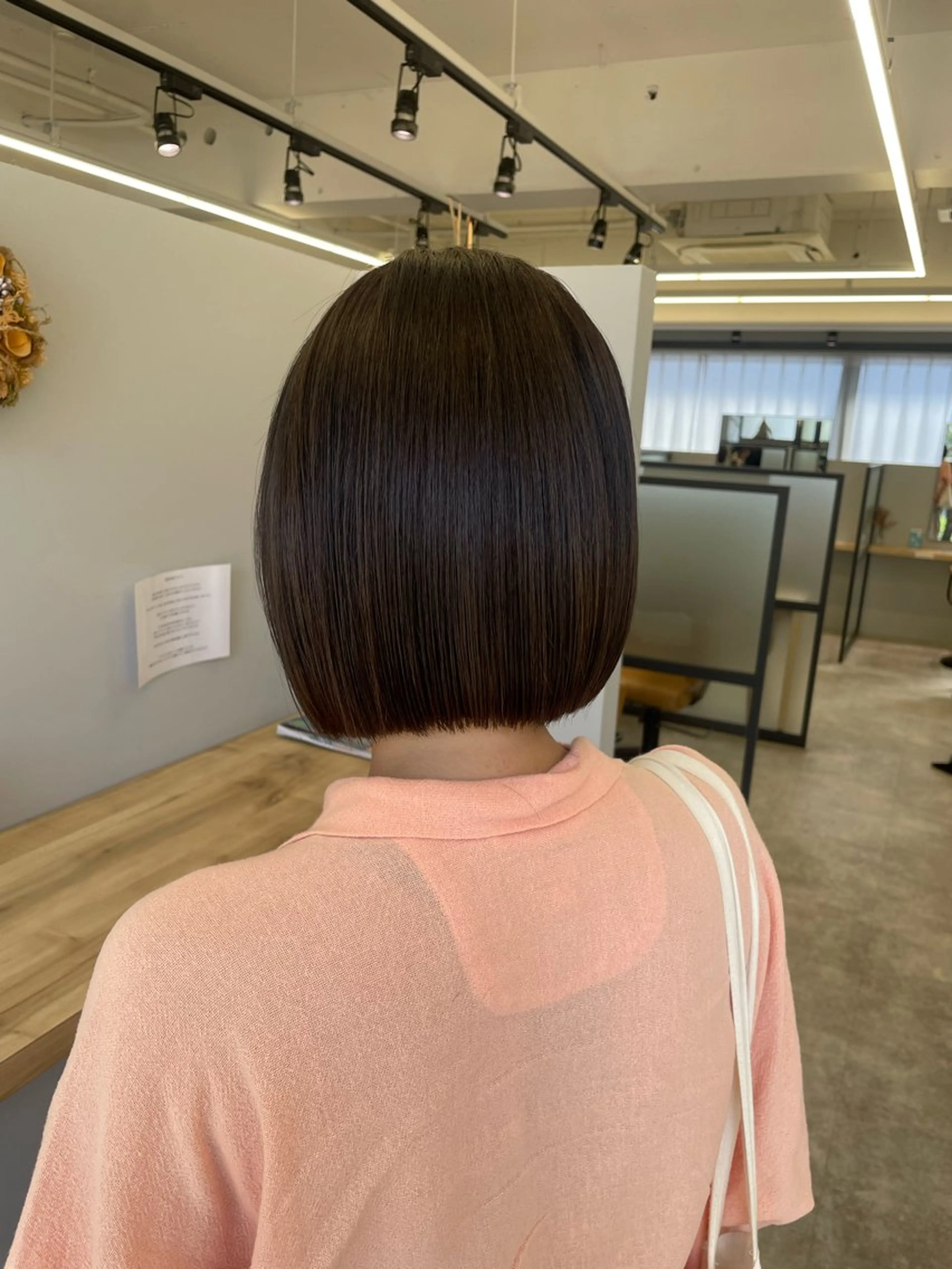 ショート カラー トリートメント 金城 二千夏のヘアスタイル