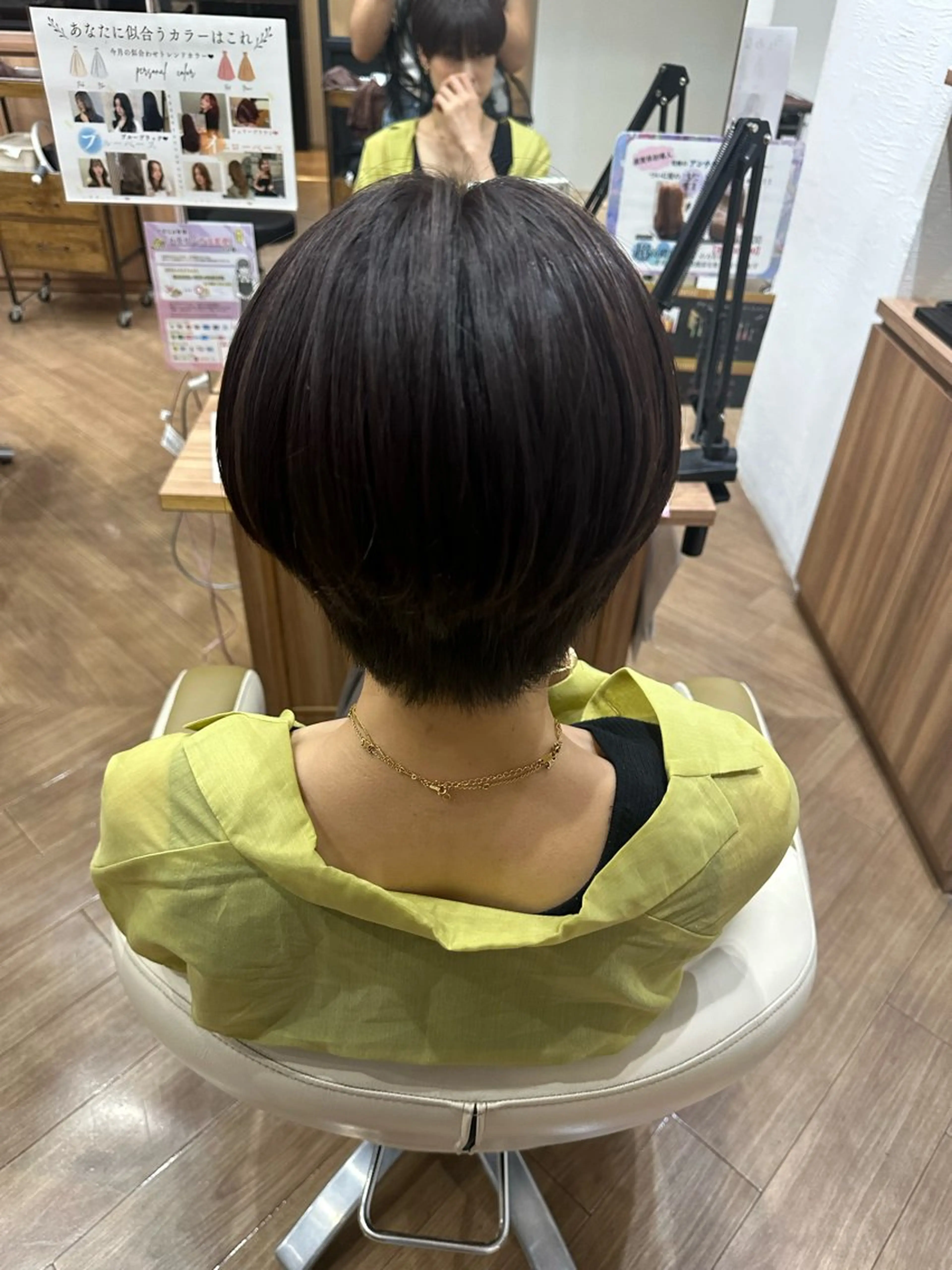 カラー ハイライトカラー ヘイリーブロウ四条河原町店所属・加藤 和音のヘアスタイル