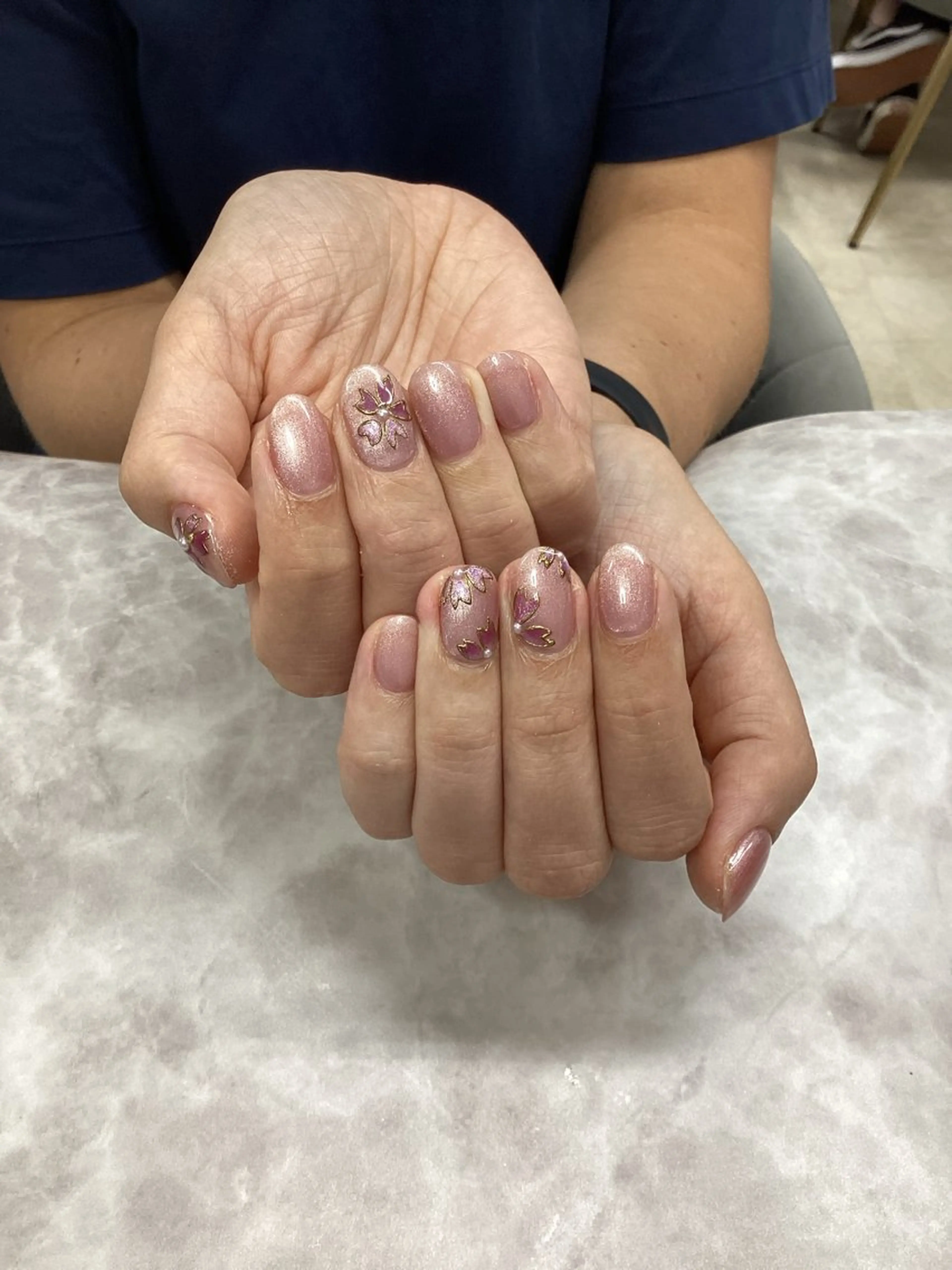 ネイル ネイルサロン Friday 21所属・ネイルサロン Friday 21のネイルデザイン