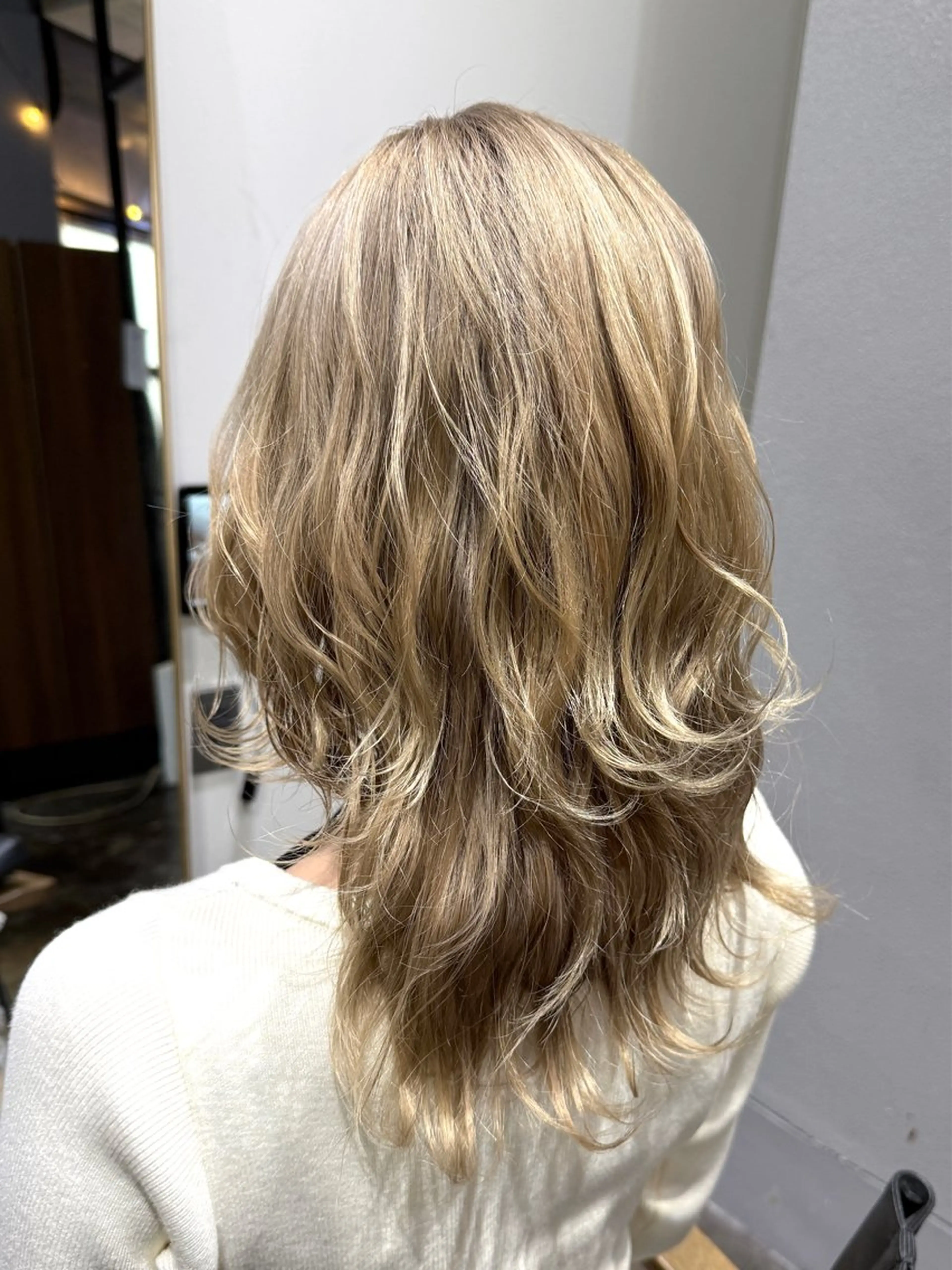 セミロング カラー カット ヘアカラー トリートメント 透明感カラー/パーマ 🌀アオノのヘアスタイル