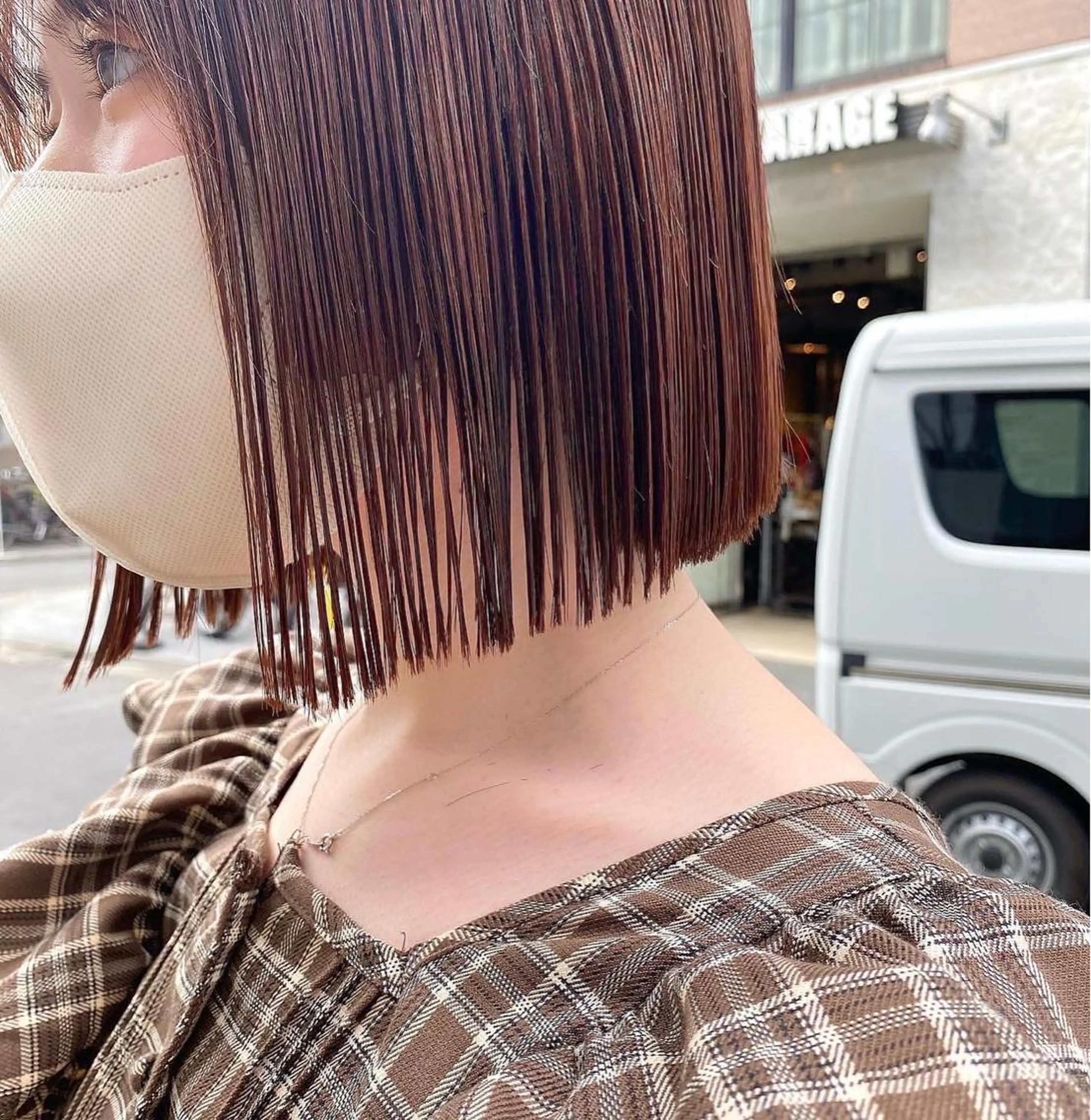 ショート カラー センターパート/ 暖色カラーayuのヘアスタイル