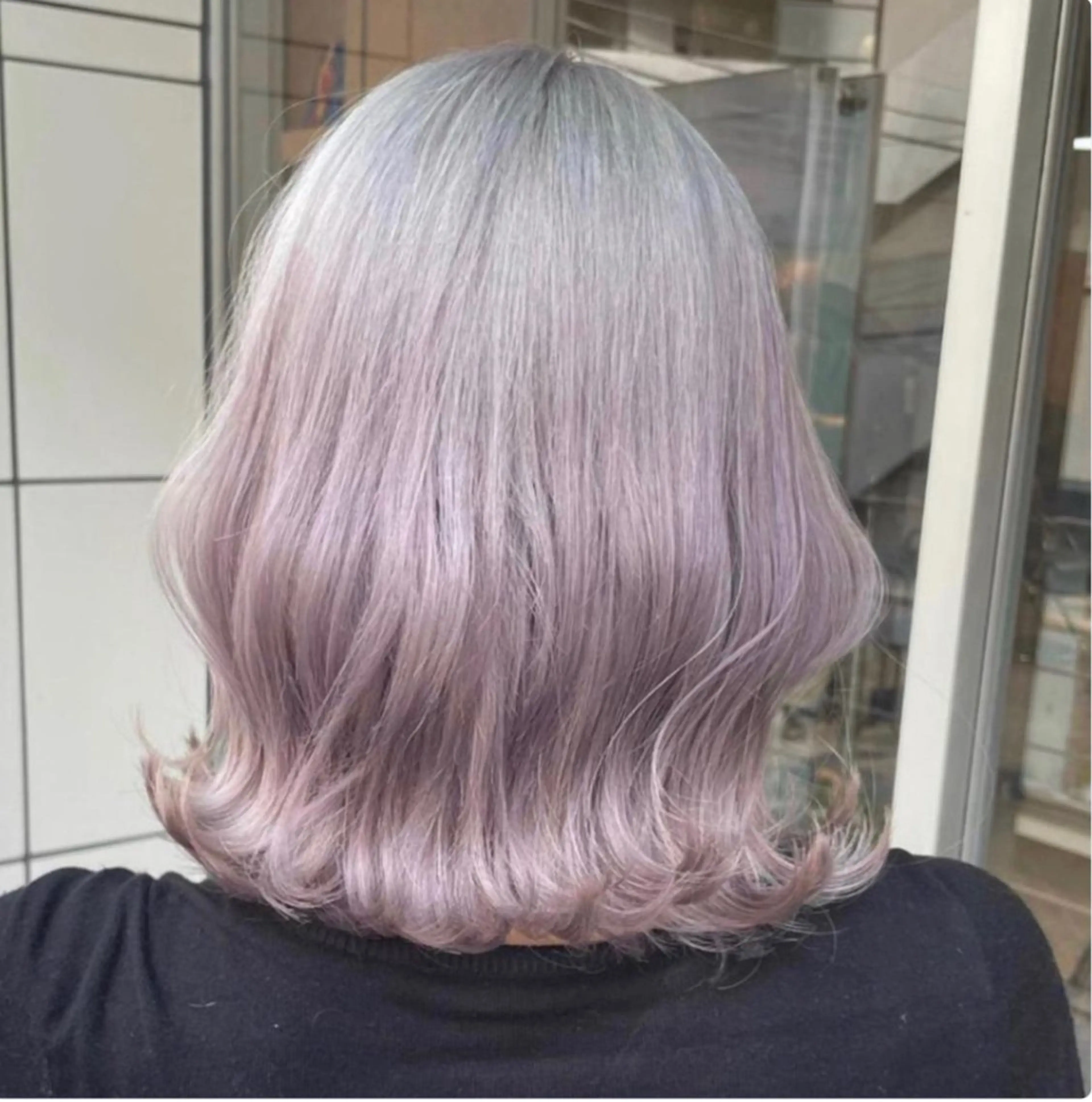 セミロング カラー ヘアアレンジ ヘアカラー 🌹TikTok４万 ﾌｫﾛﾜｰ🌹AKIのヘアスタイル