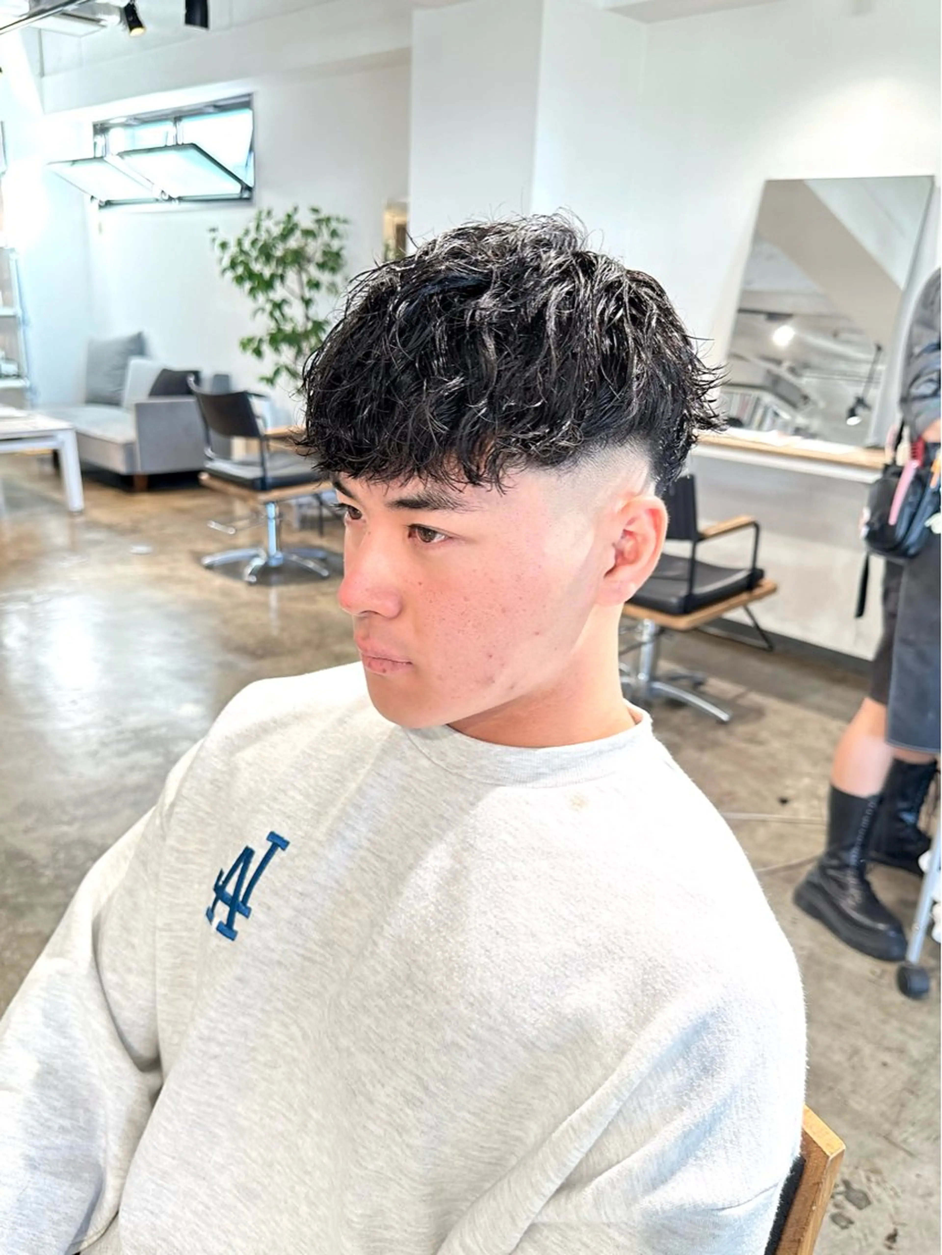 メンズ フェードカット メンズパーマ スキンフェード スペインカール カット 骨格補正施術/メンズ 専門美容師/YUYAのヘアスタイル