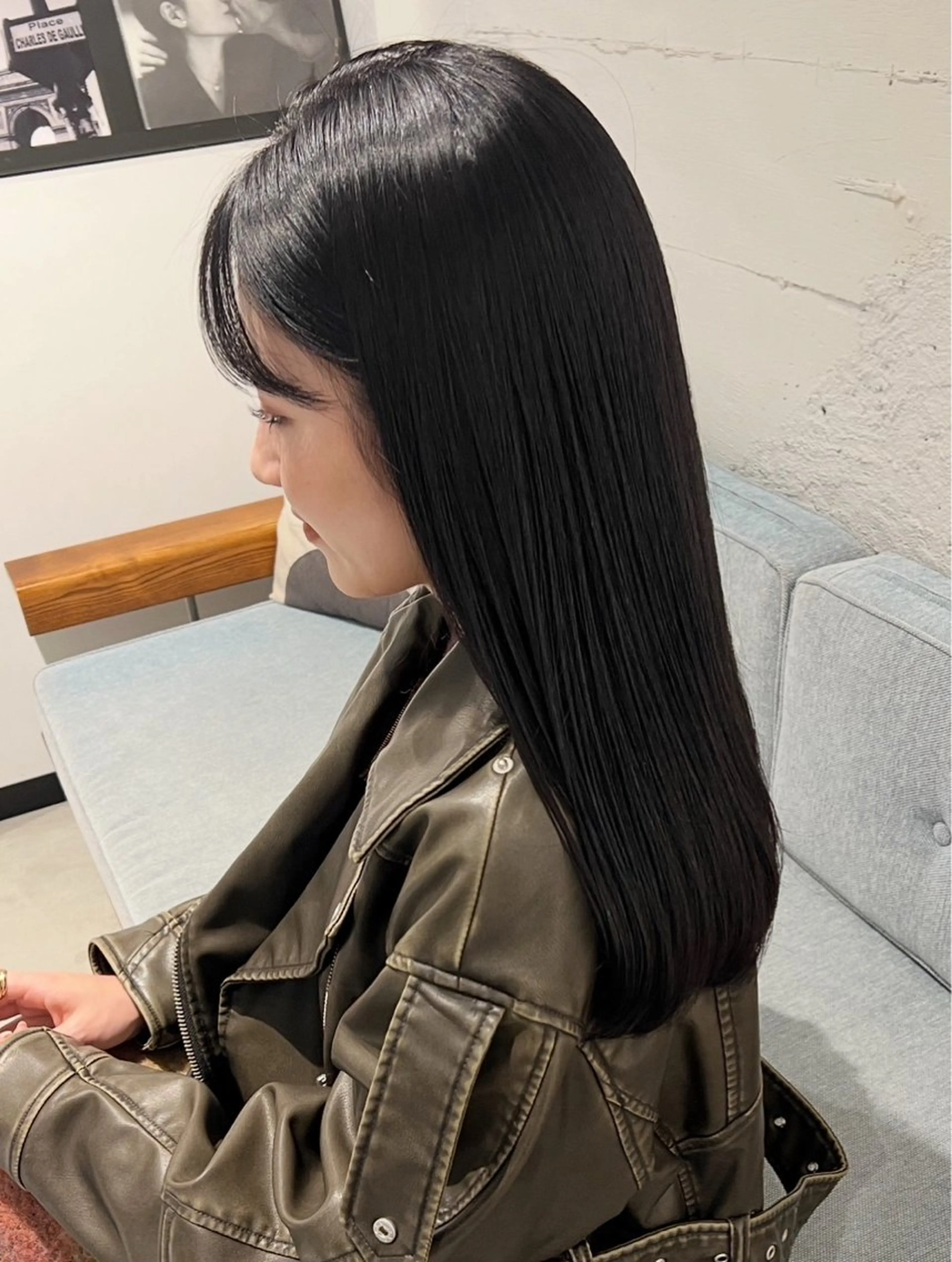 ロング カラー 峯田 優花のヘアスタイル