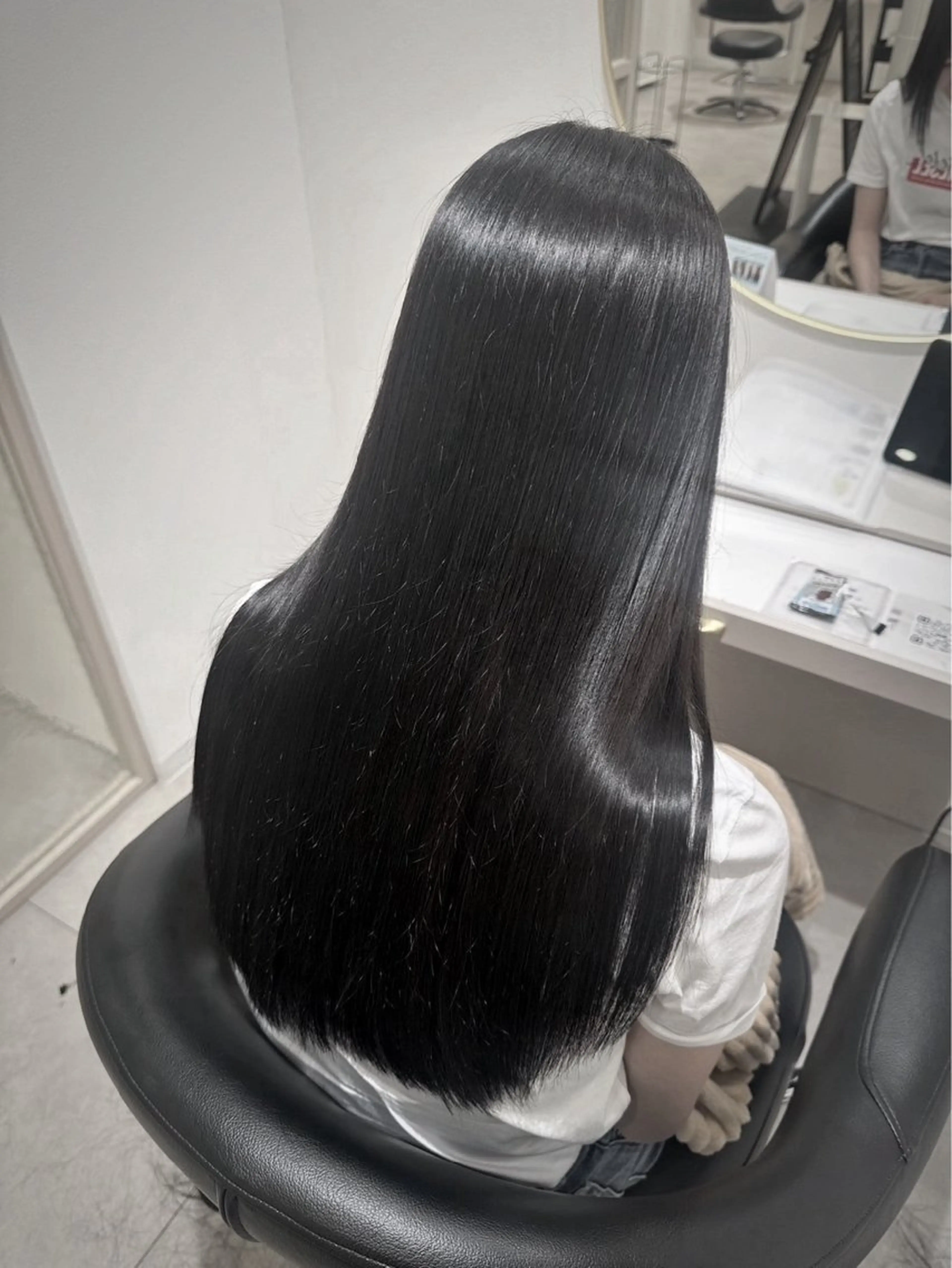 小顔補正カット＋髪質トリートメント＋ナノバブルマーブ付きの写真