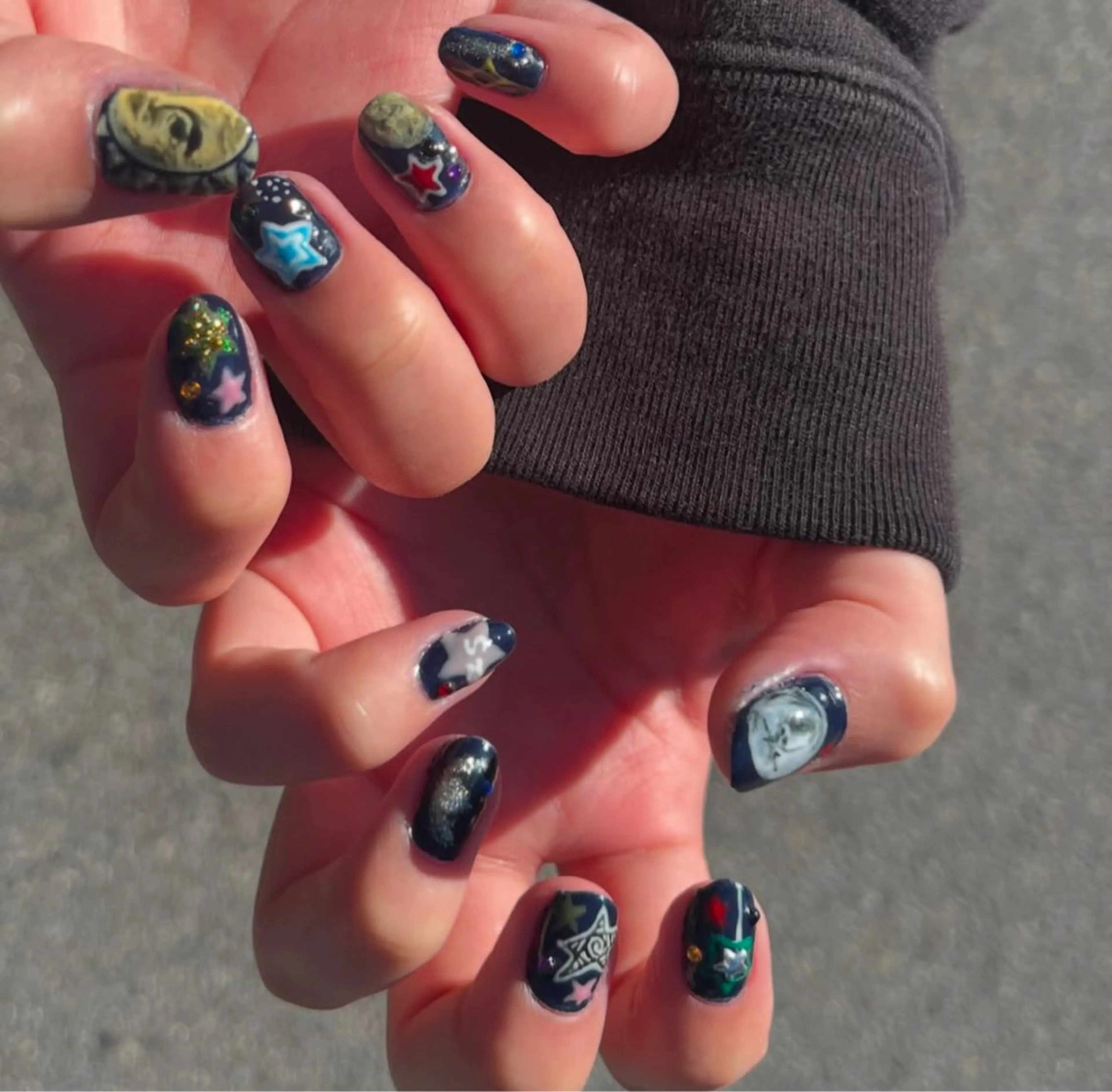 ネイル ネイビー フォルビチローロ所属・moritou harunaのネイルデザイン