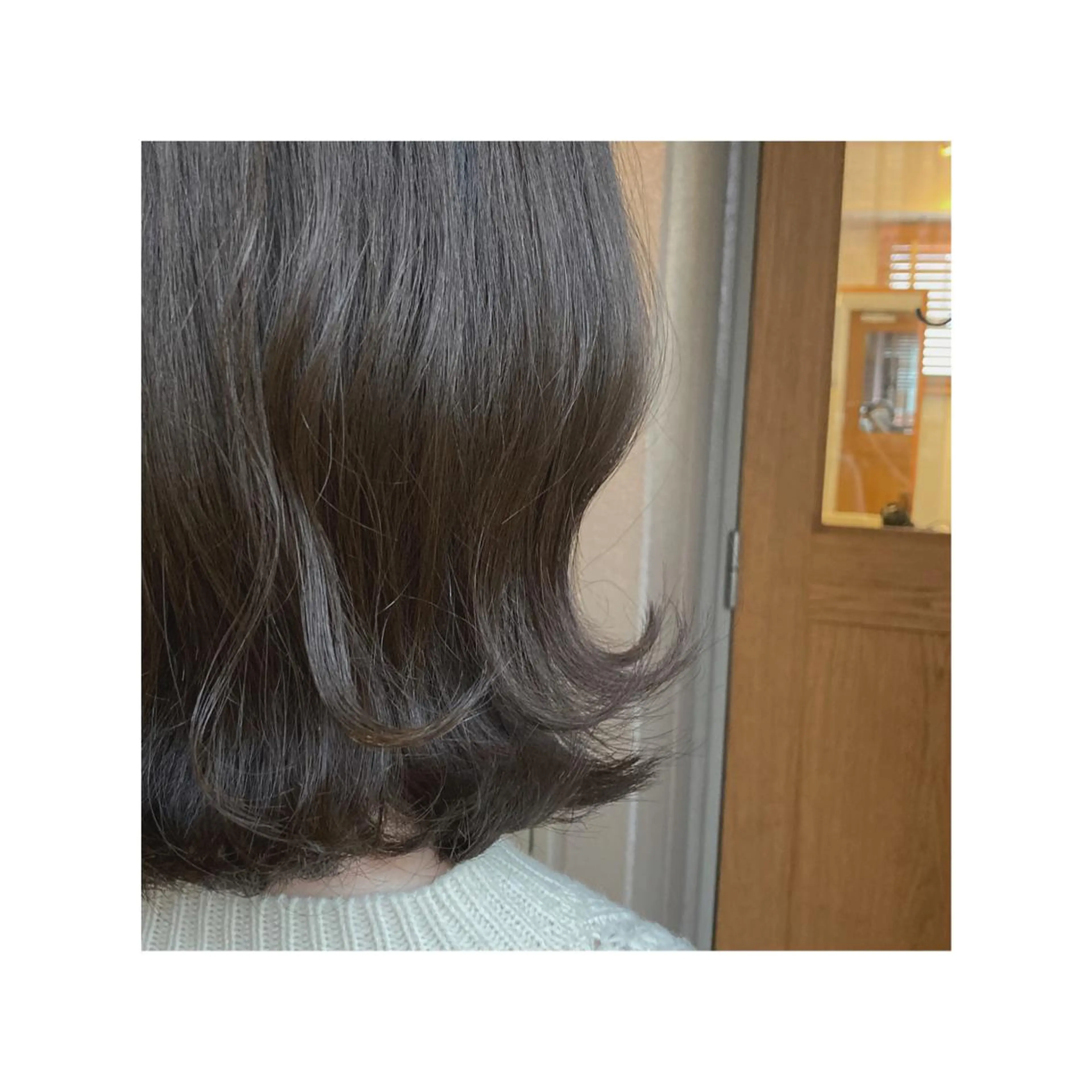 ミディアム カラー タカノ アツコのヘアスタイル
